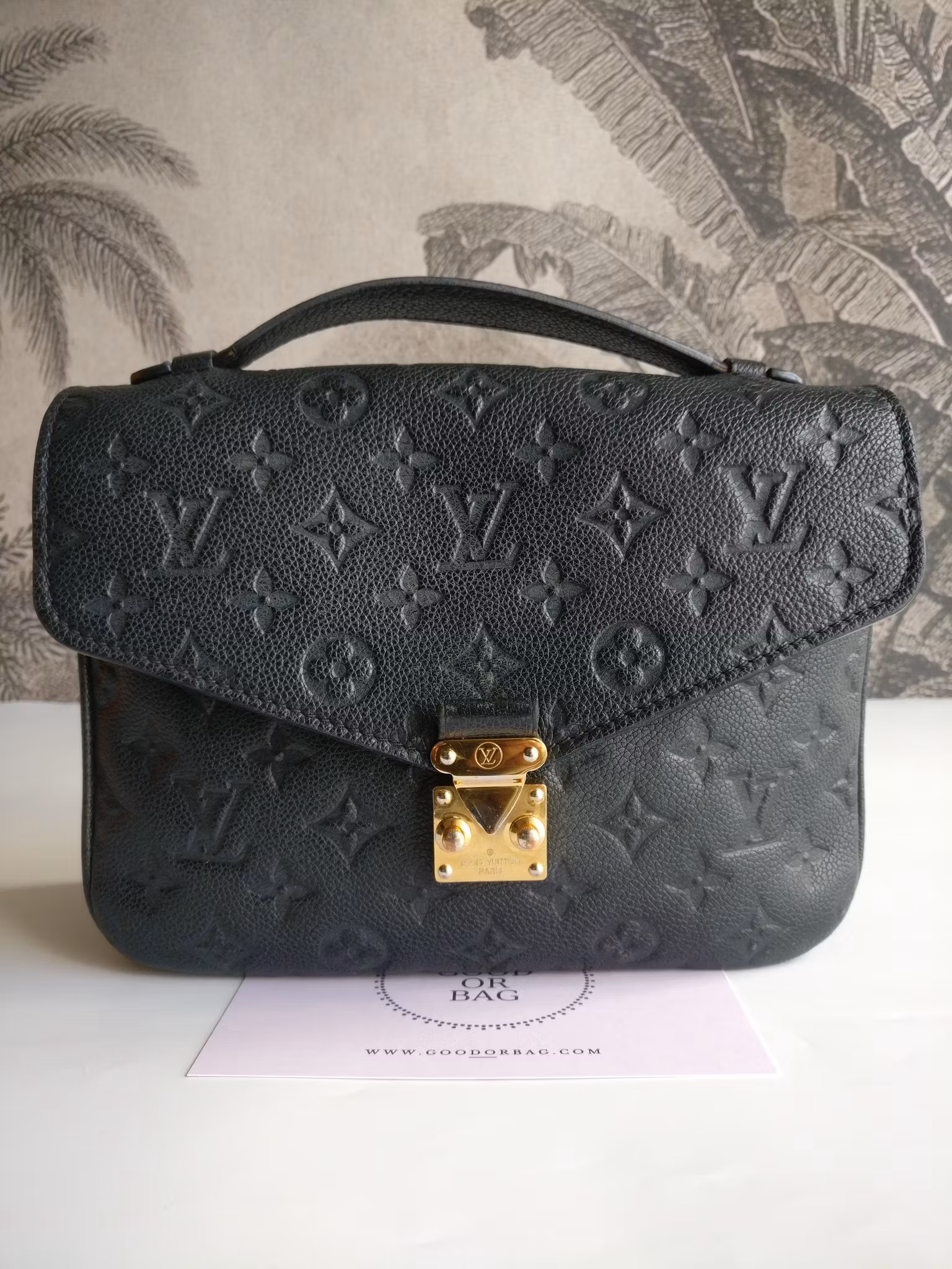 Louis Vuitton Pochette Metis black empreinte