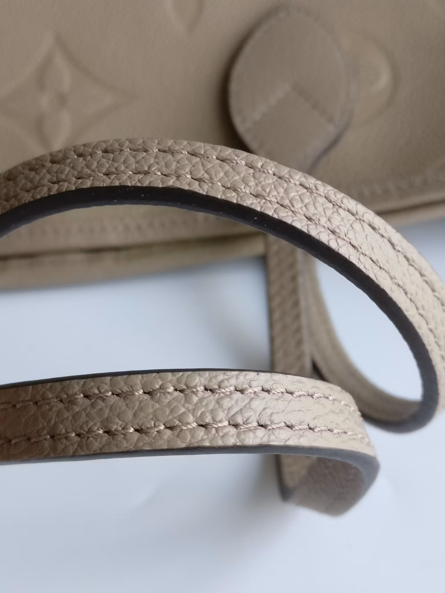 Louis Vuitton Neverfull MM empreinte Dune