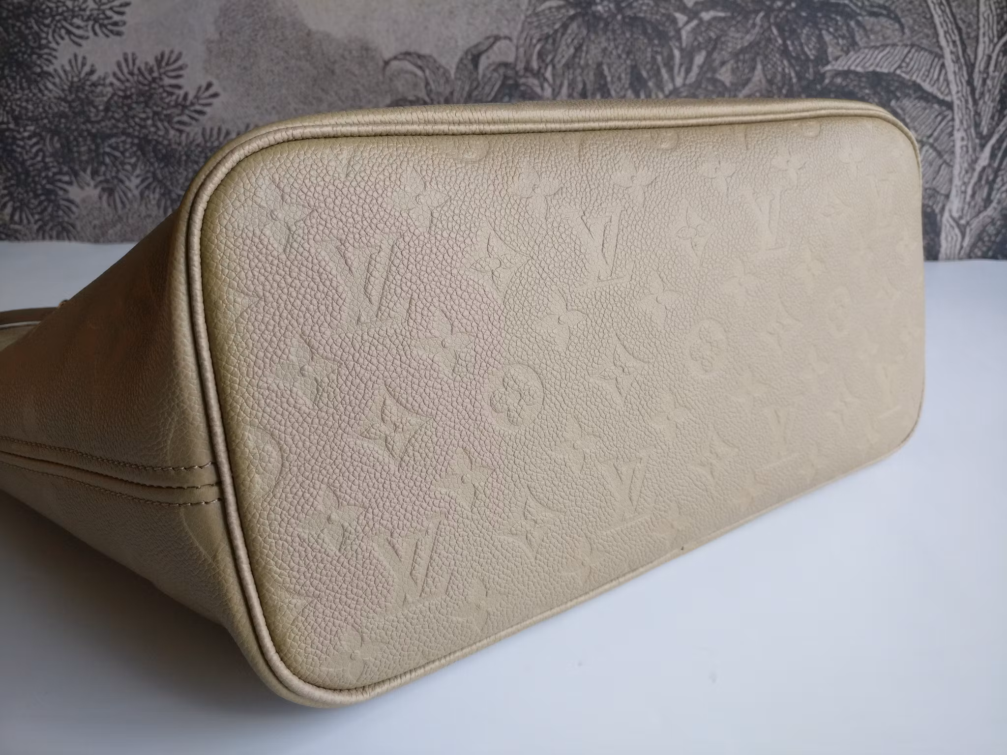 Louis Vuitton Neverfull MM empreinte Dune