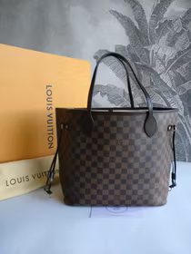 Louis Vuitton Neverfull MM damier ebene rose ballerine
