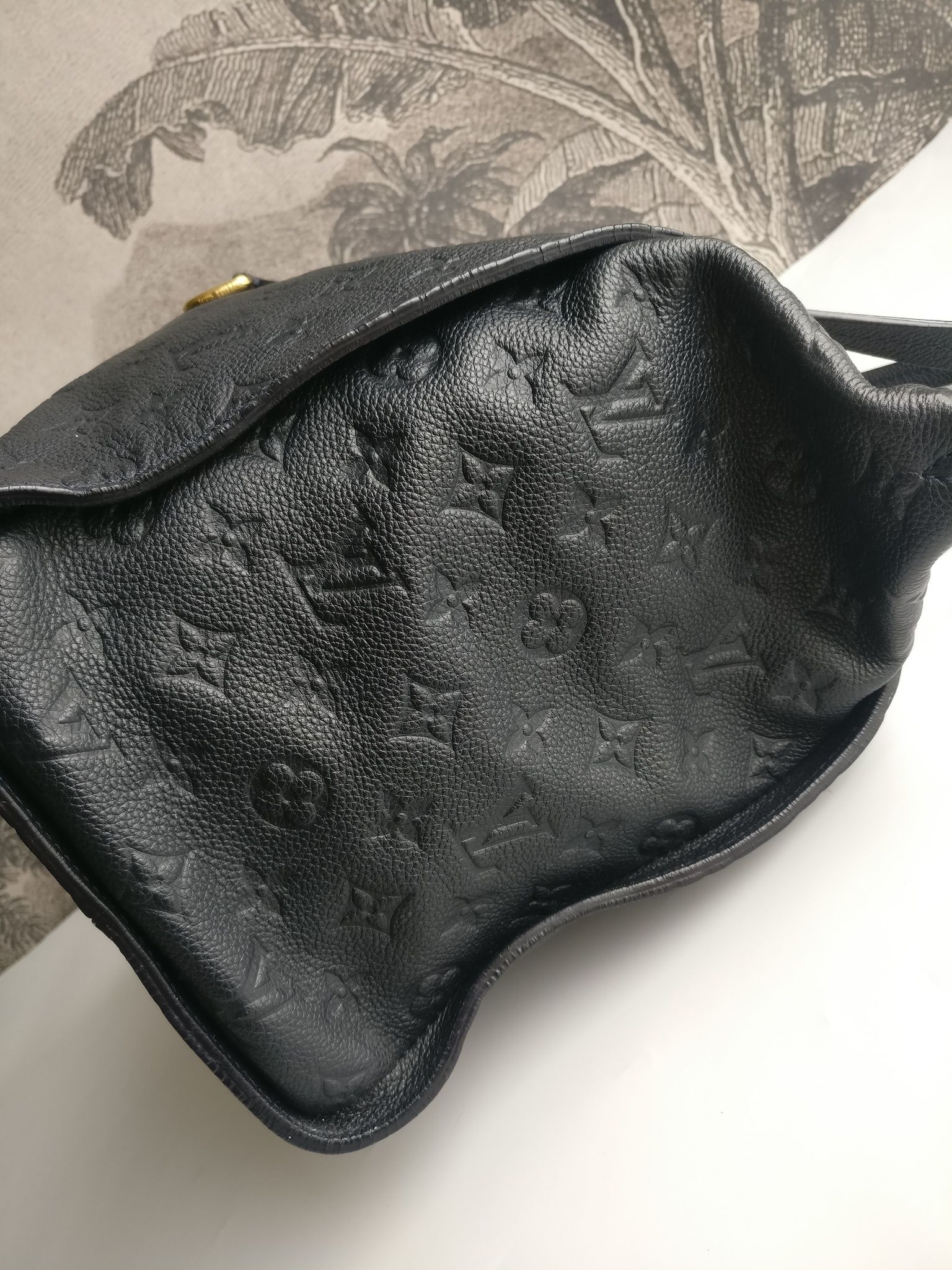 Louis Vuitton Lumineuse PM monogram empreinte