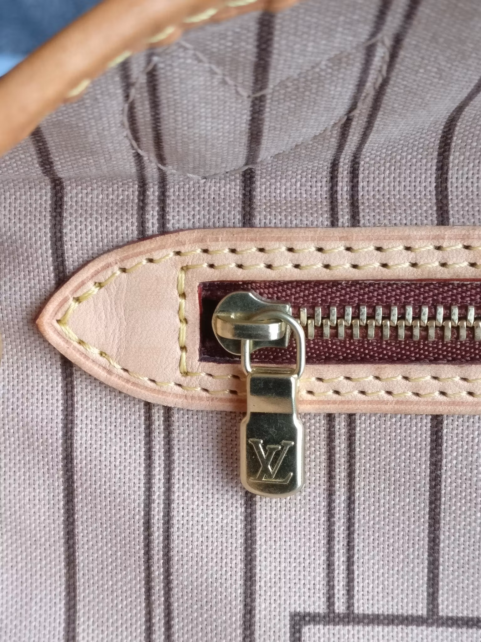 Louis Vuitton Neverfull PM