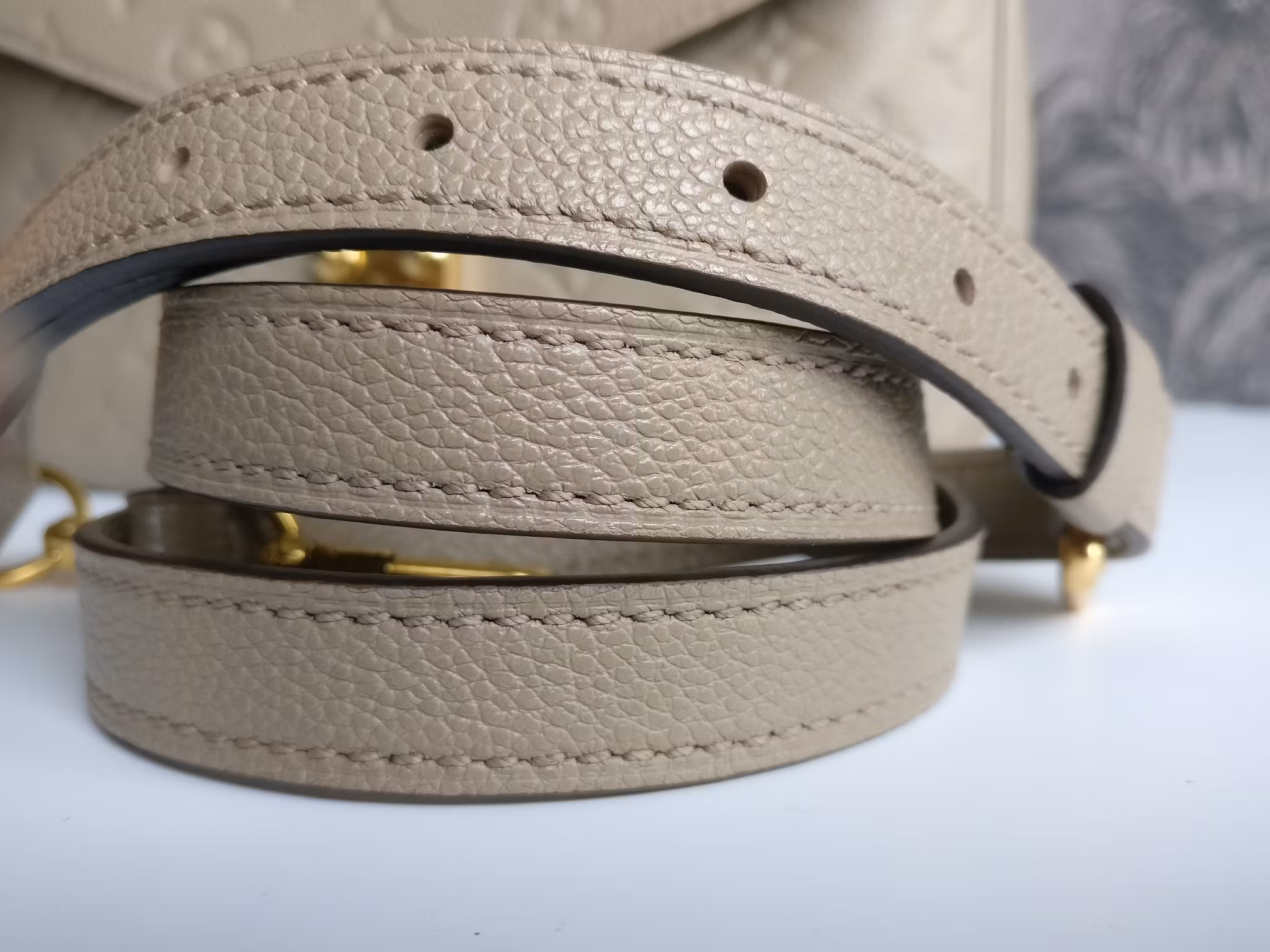 Louis Vuitton Pochette Metis empreinte Dune