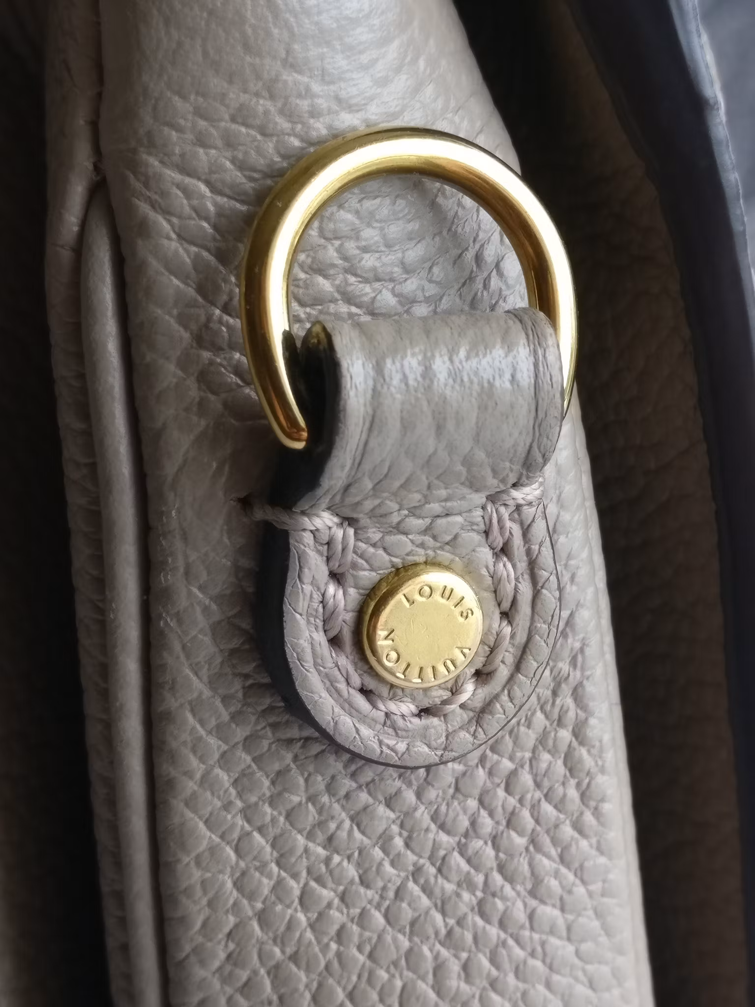 Louis Vuitton Pochette Metis empreinte Dune
