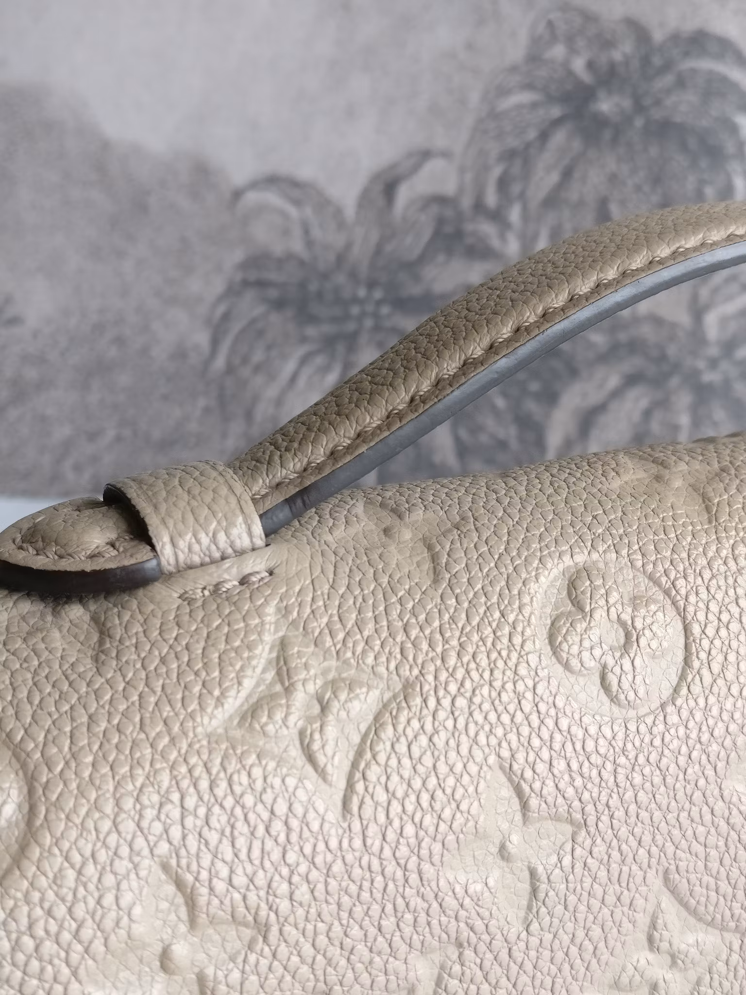 Louis Vuitton Pochette Metis empreinte Dune