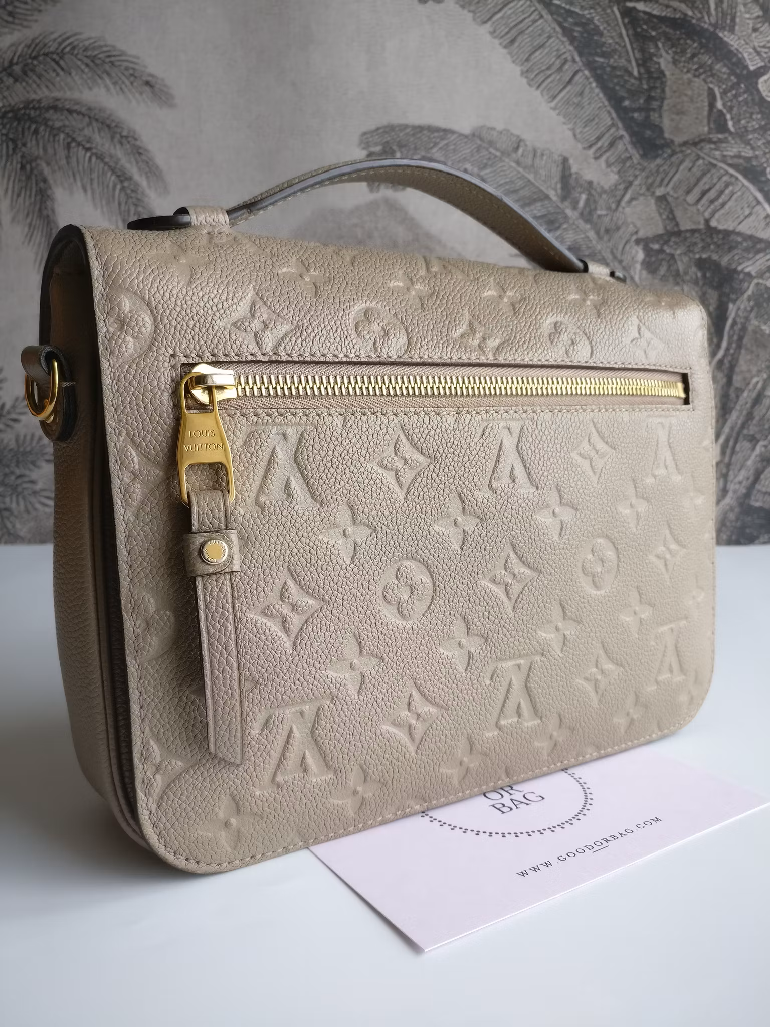 Louis Vuitton Pochette Metis empreinte Dune