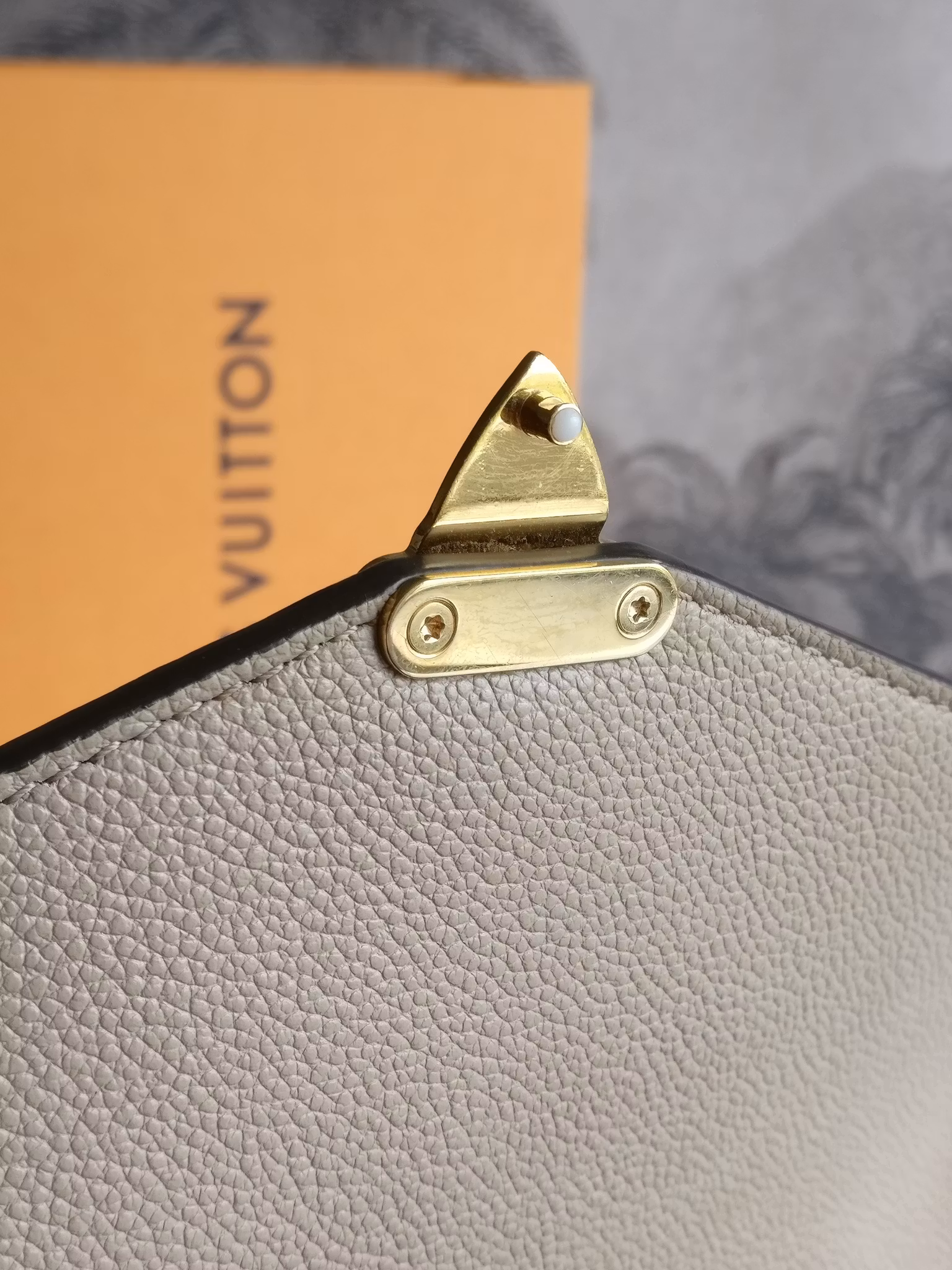 Louis Vuitton Pochette Metis empreinte Dune