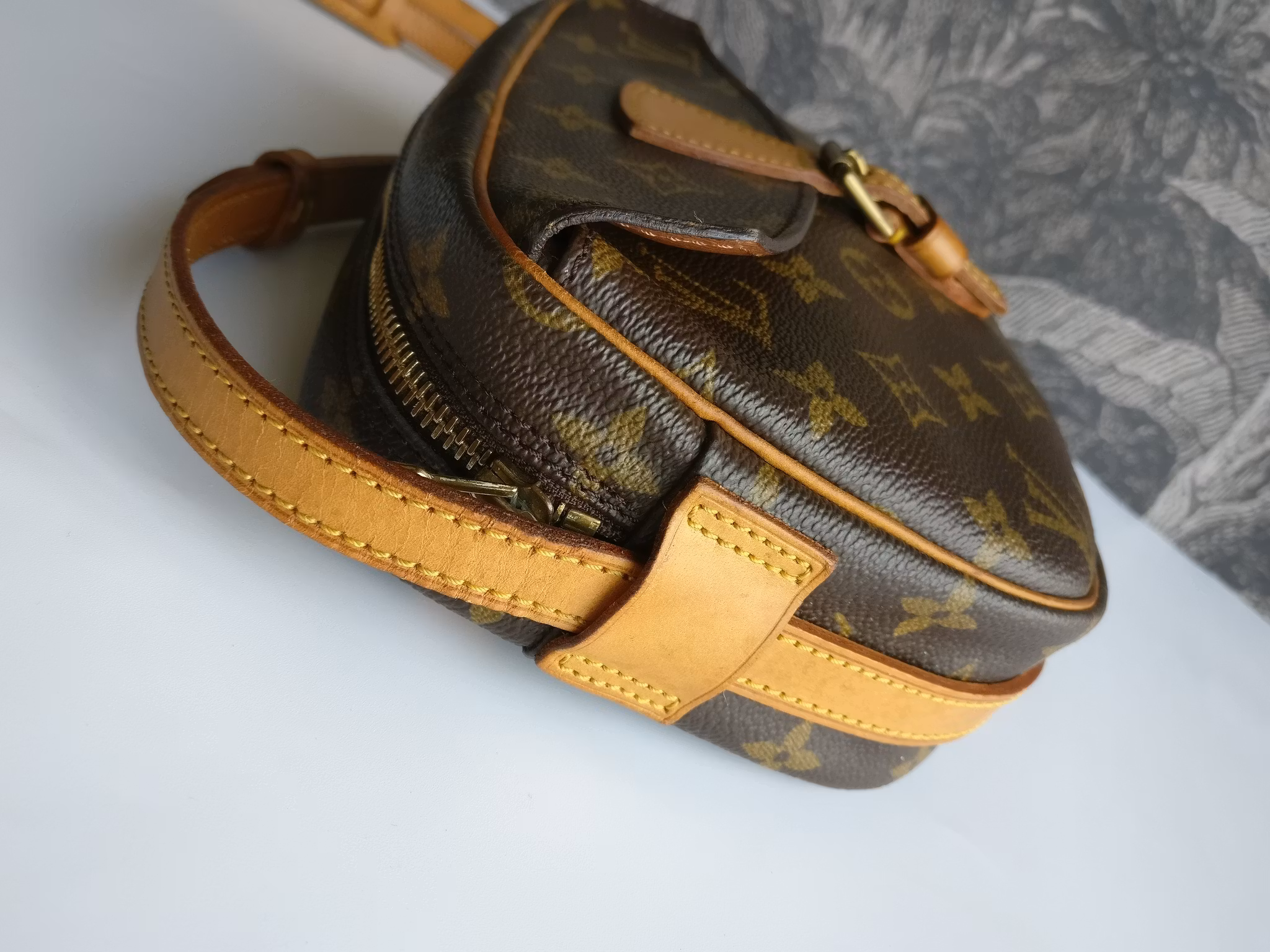 Louis Vuitton Jeune Fille PM