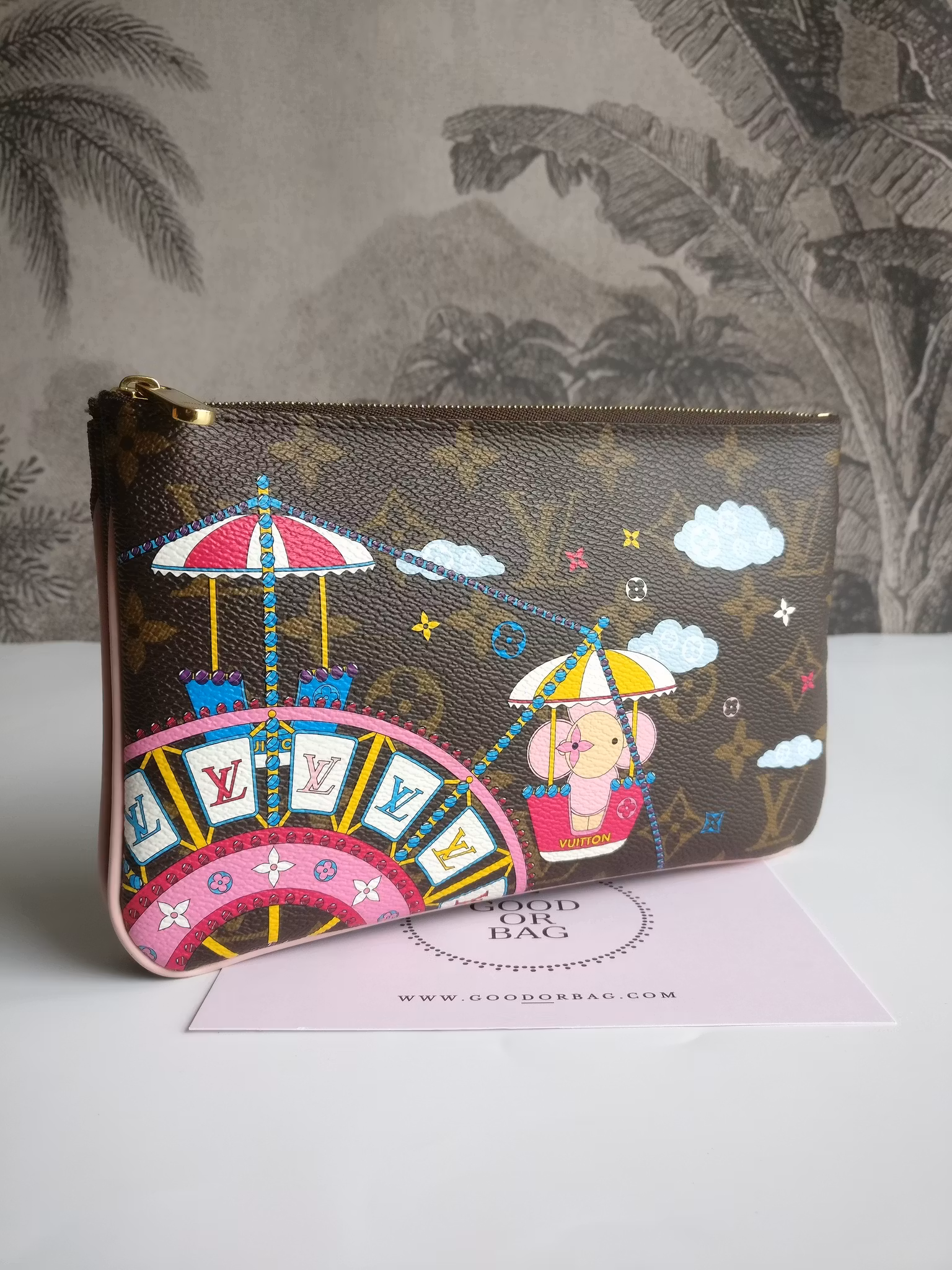 Louis Vuitton  Double Zip Pochette Illustre