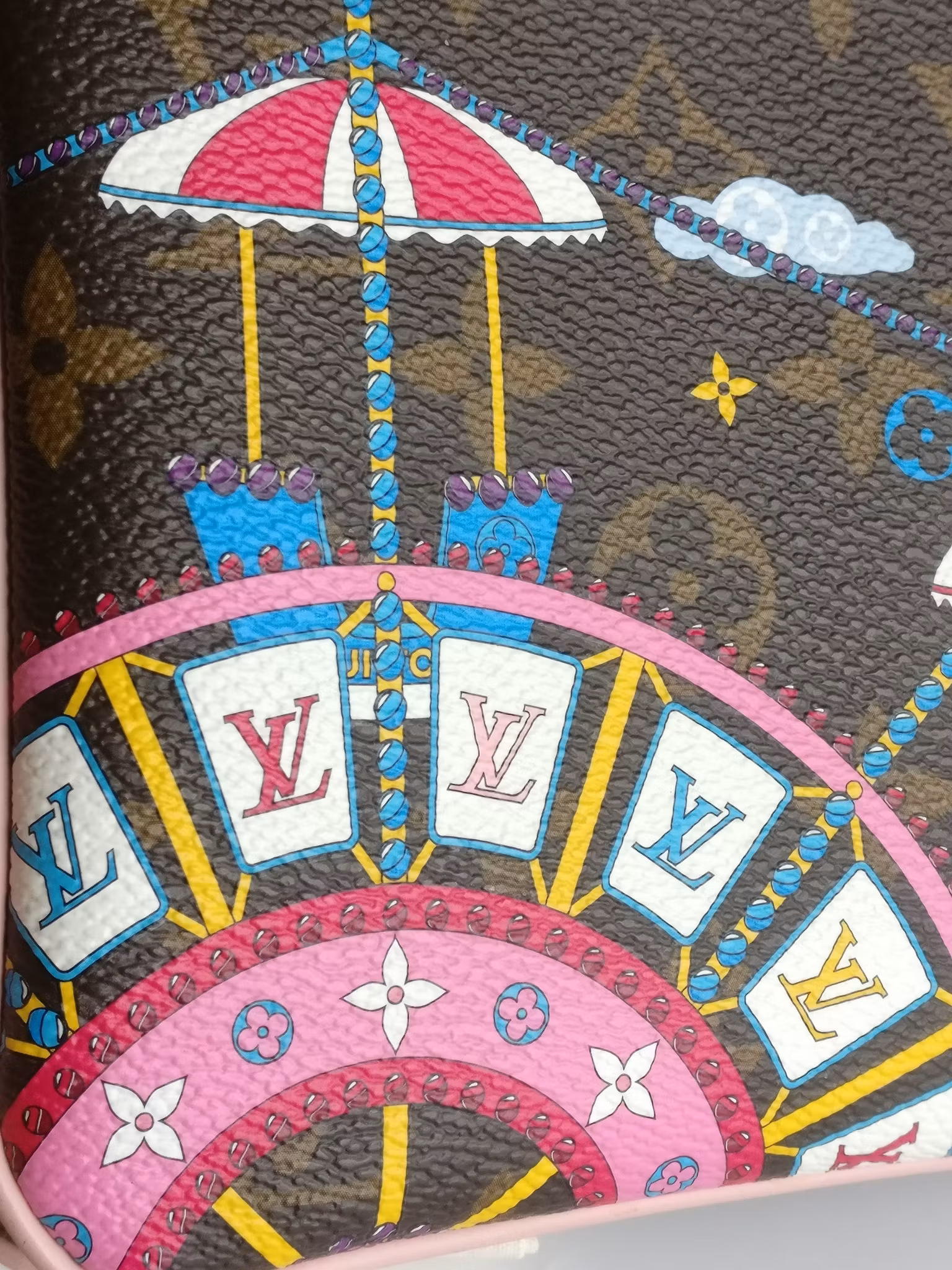 Louis Vuitton  Double Zip Pochette Illustre