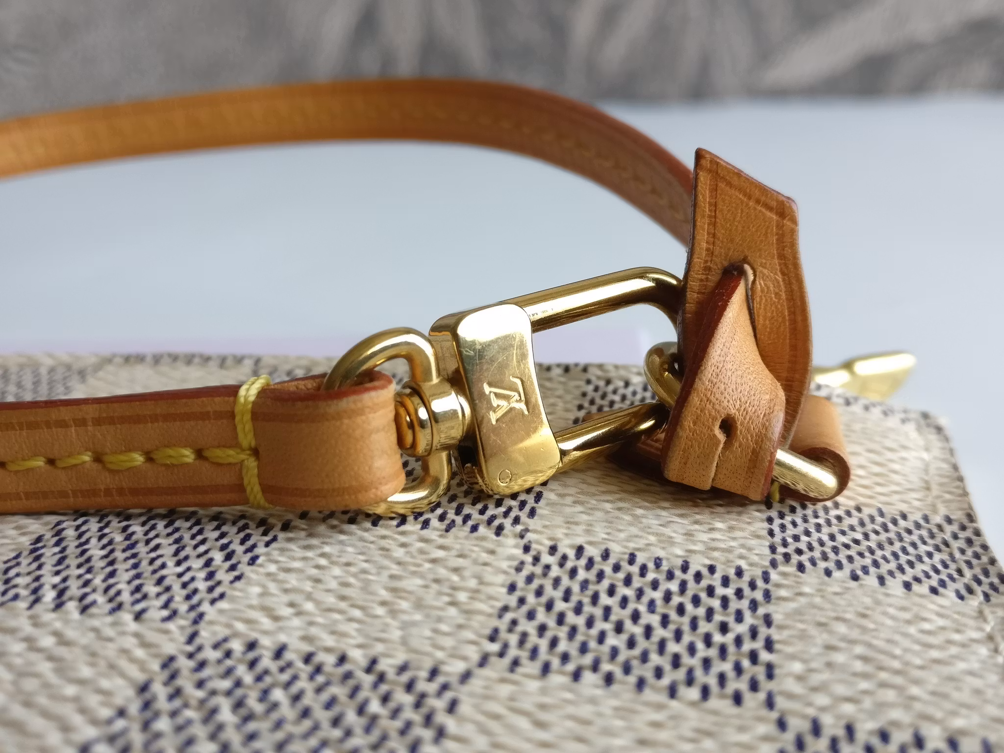 Louis Vuitton Neverfull MM Pochette azur