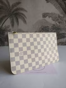Louis Vuitton Neverfull MM Pochette azur