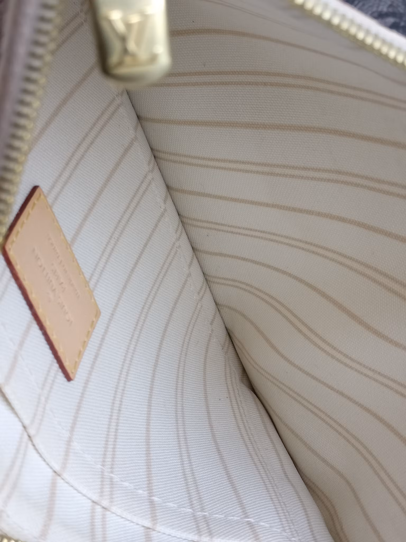 Louis Vuitton Neverfull MM Pochette azur