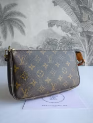 Louis Vuitton Pochette Accessoires