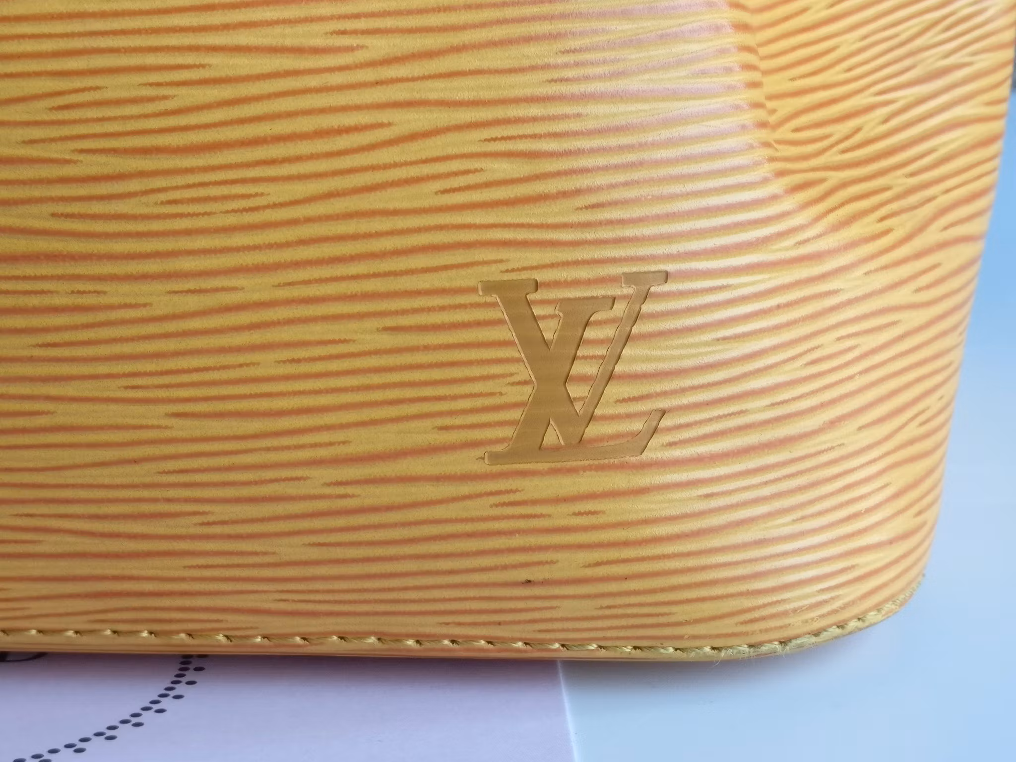 Louis Vuitton Petit Noé yellow epi