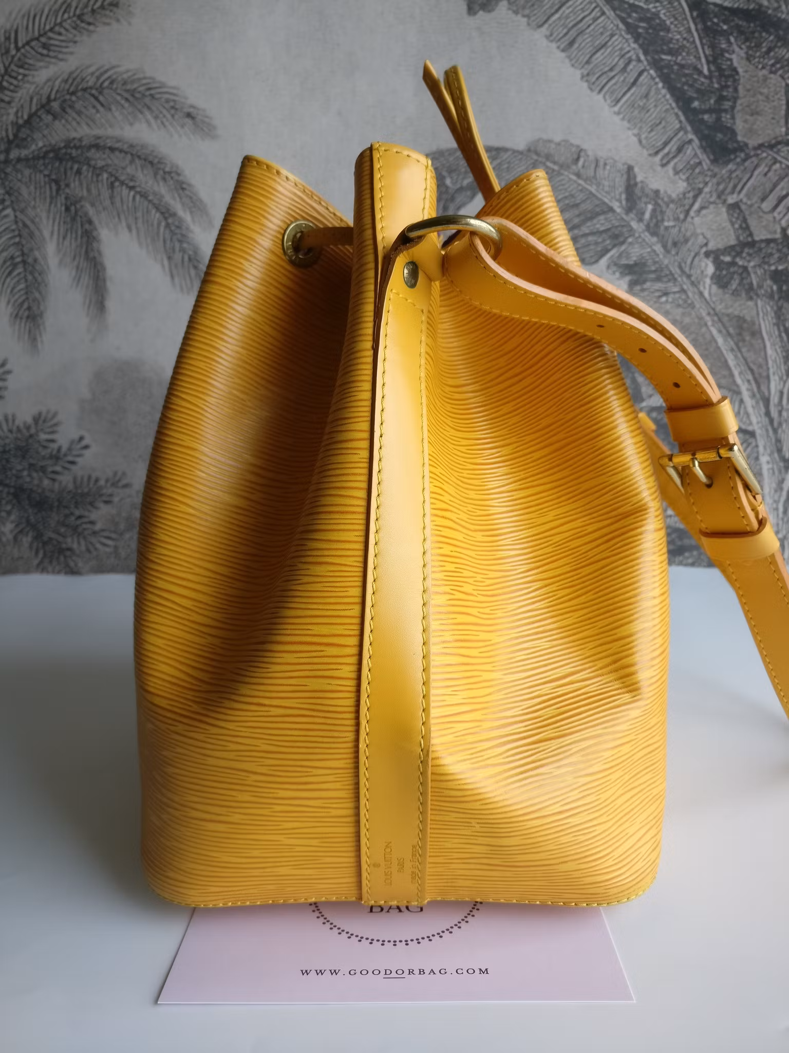 Louis Vuitton Petit Noé yellow epi