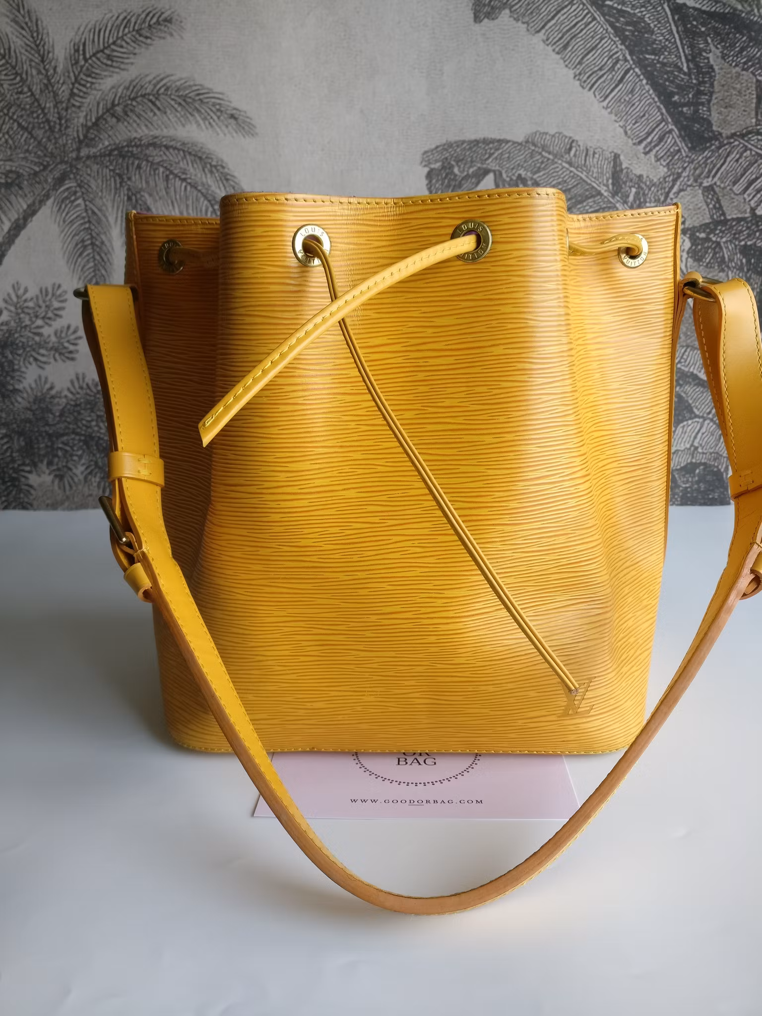 Louis Vuitton Petit Noé yellow epi