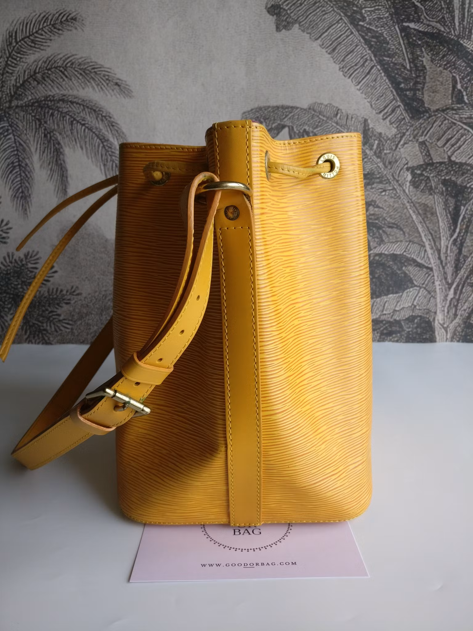Louis Vuitton Petit Noé yellow epi