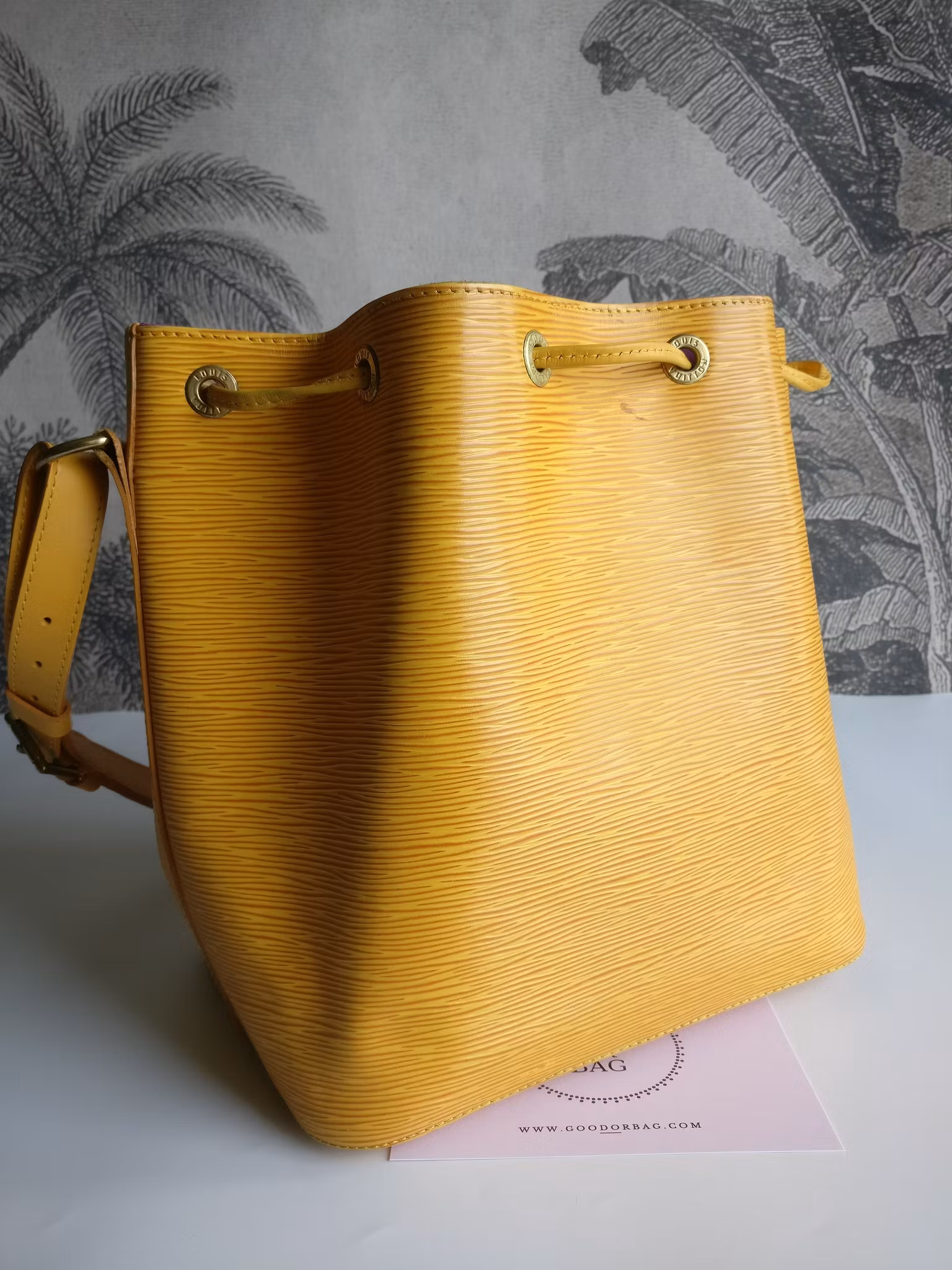 Louis Vuitton Petit Noé yellow epi