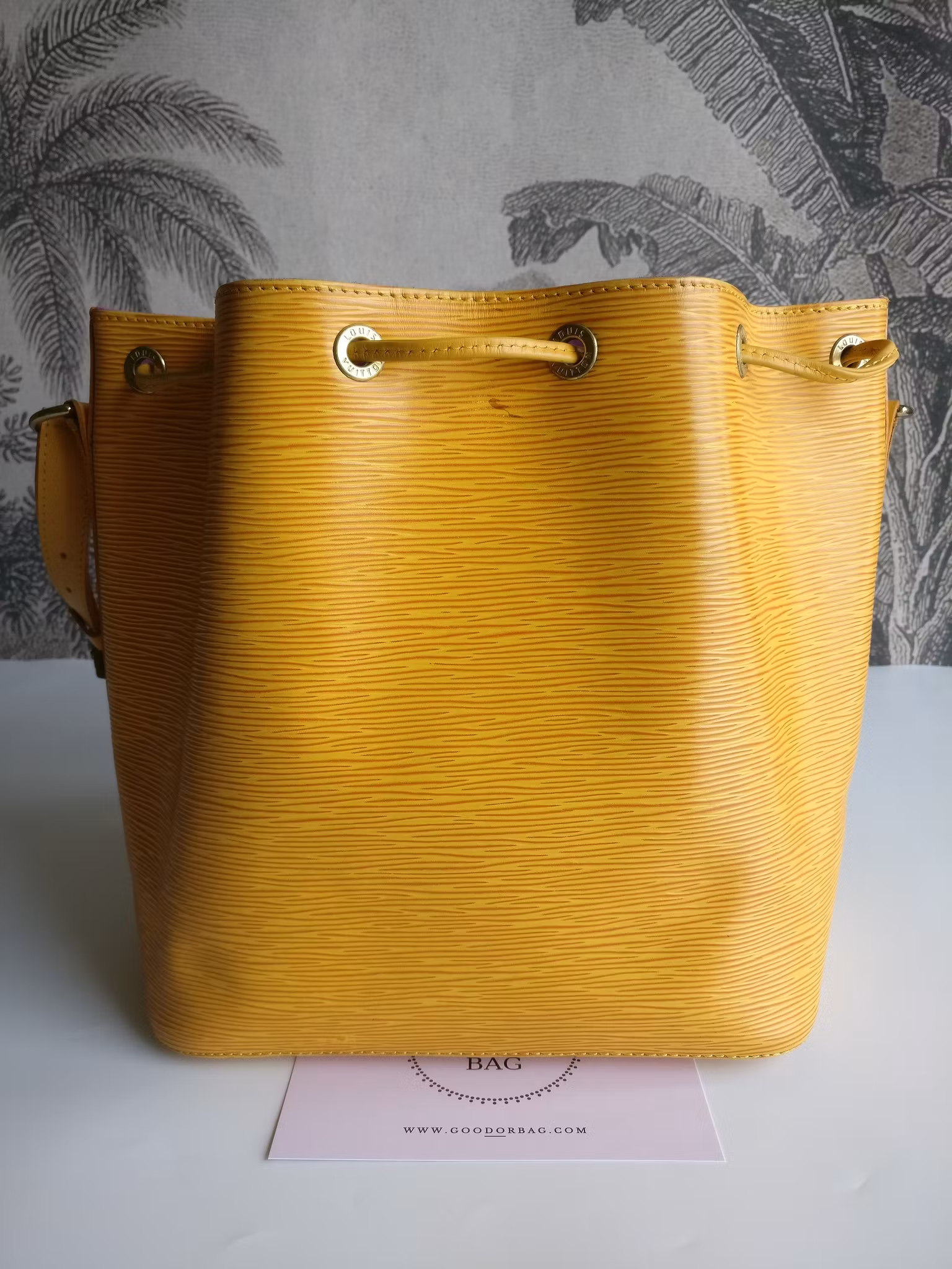 Louis Vuitton Petit Noé yellow epi