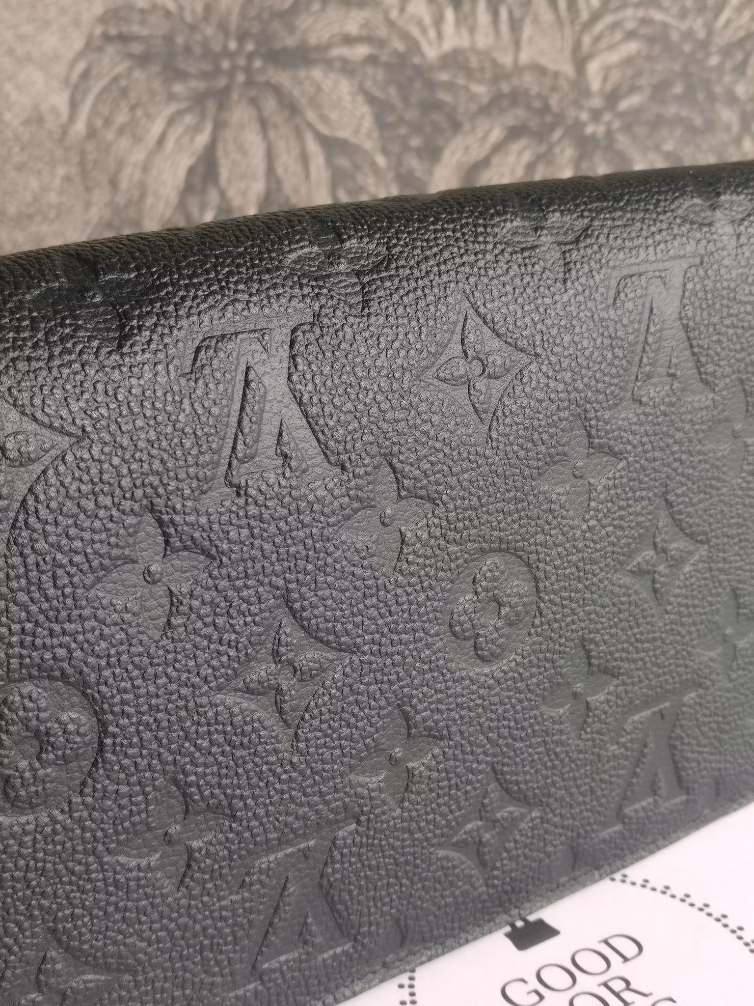 Louis Vuitton Vavin Chain Wallet empreinte