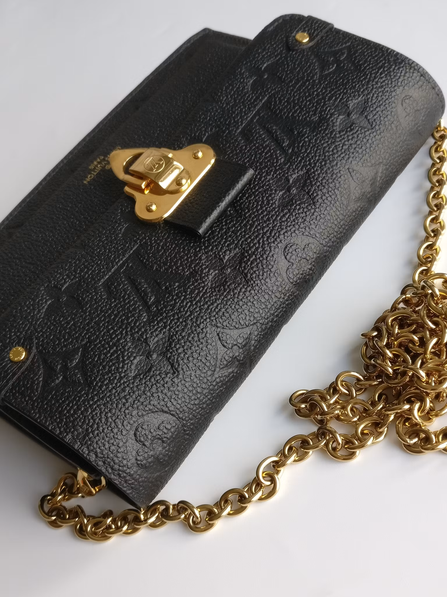 Louis Vuitton Vavin Chain Wallet empreinte