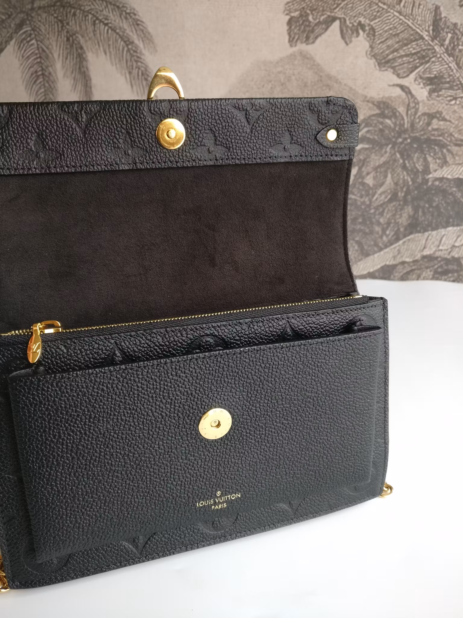 Louis Vuitton Vavin Chain Wallet empreinte