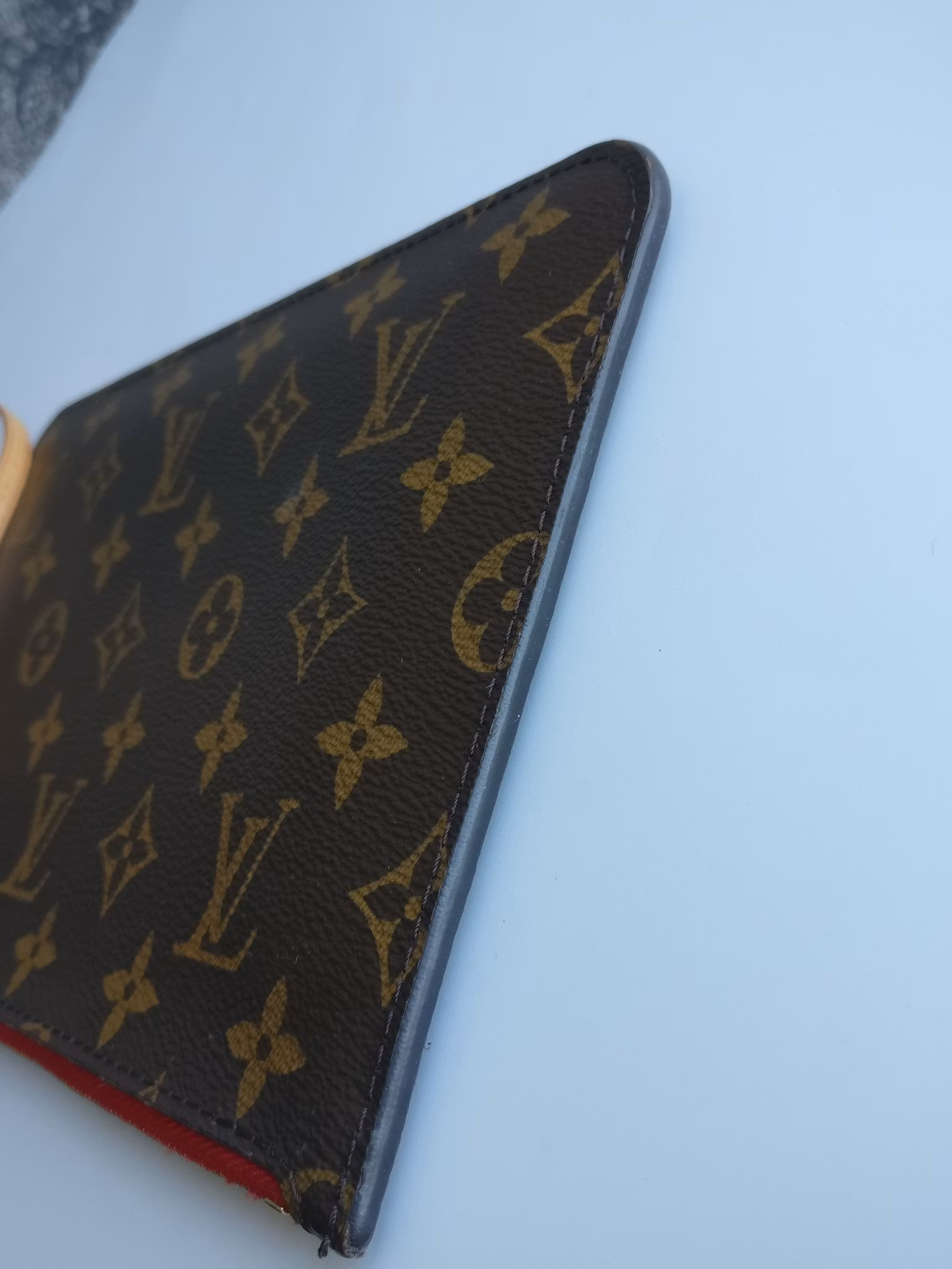 Louis Vuitton Neverfull MM pochette