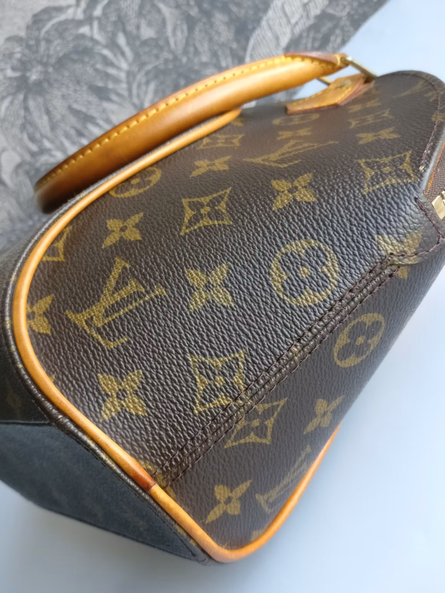 Louis Vuitton Ellipse PM