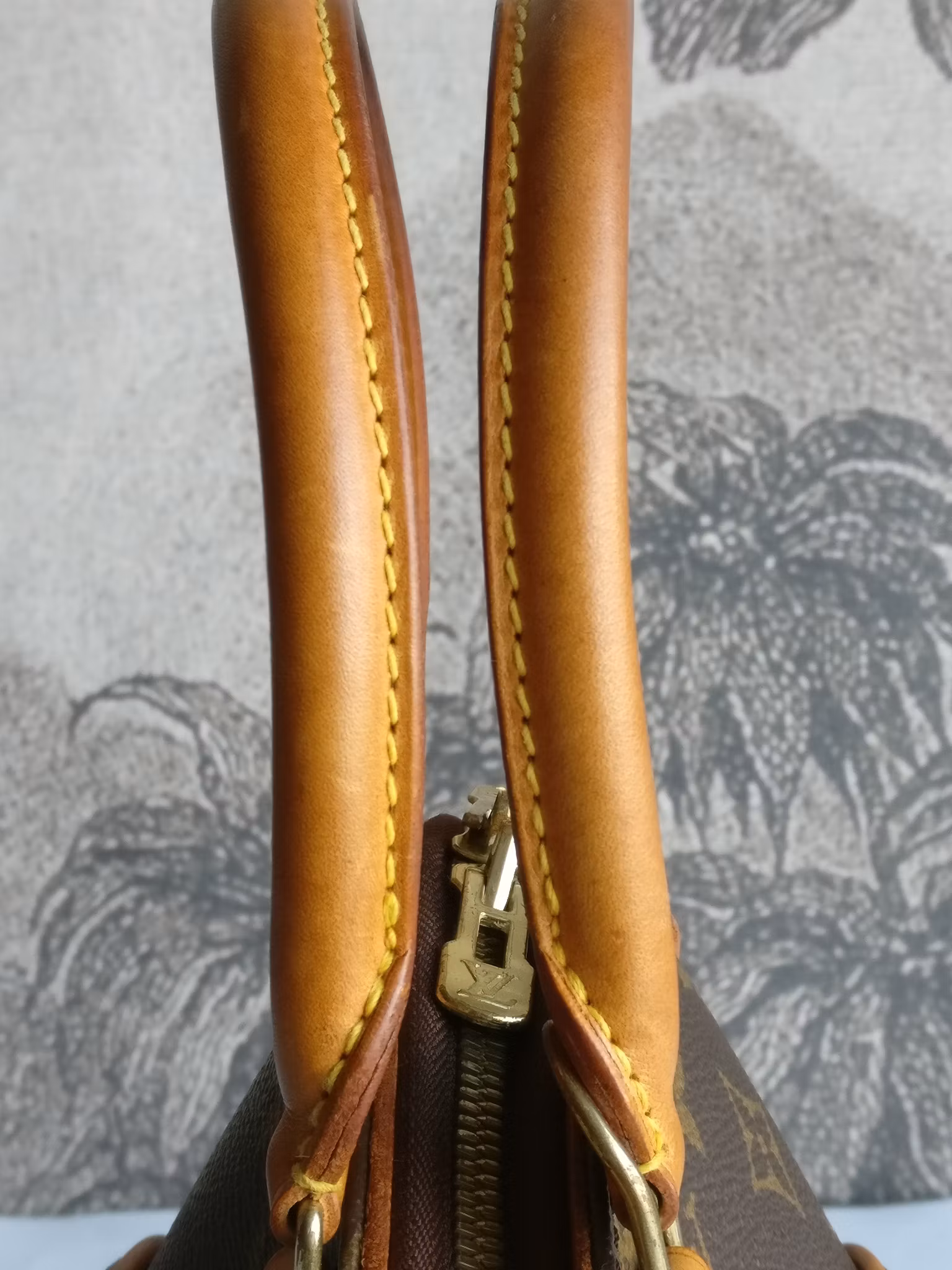 Louis Vuitton Ellipse PM