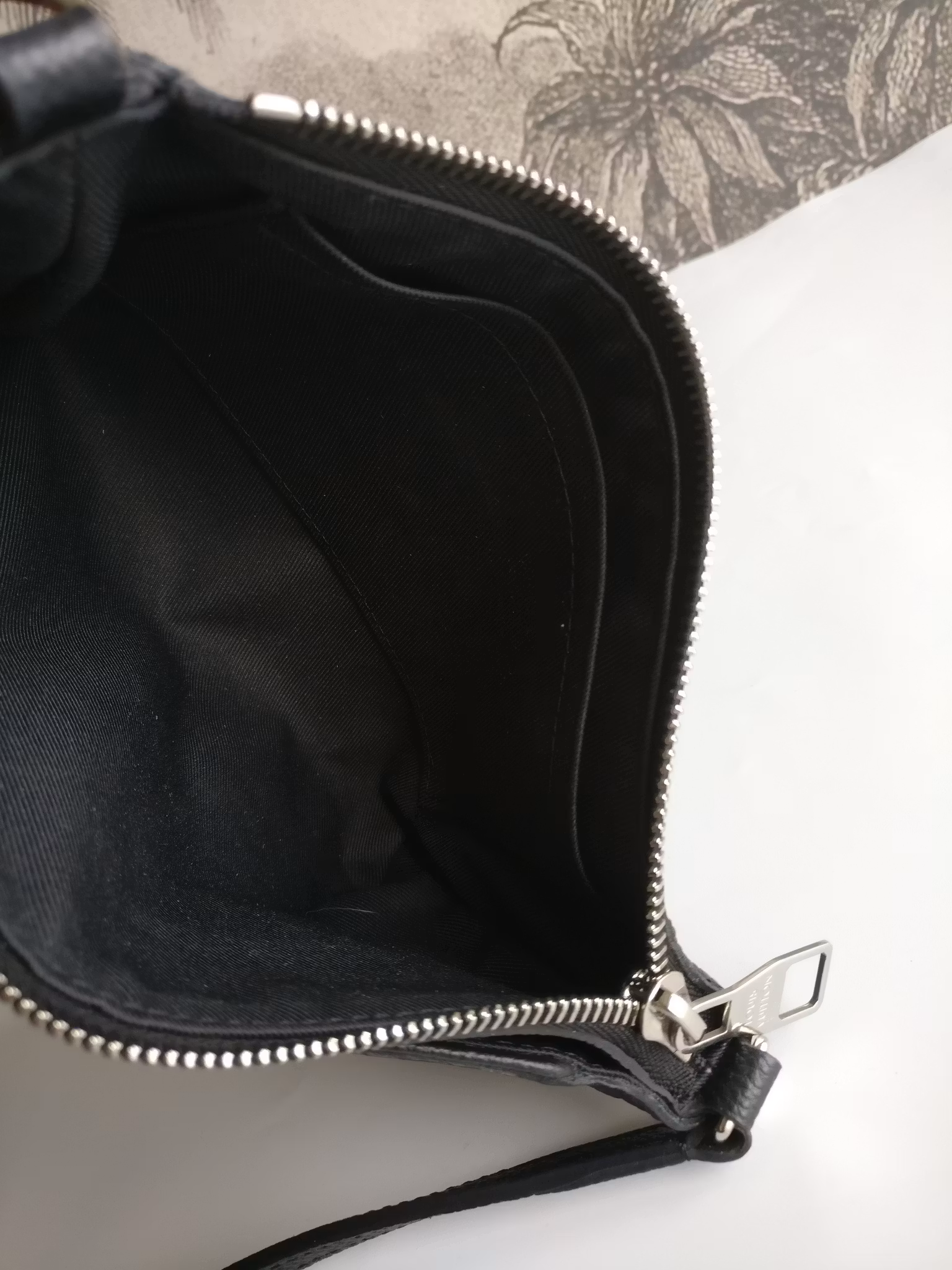 Louis Vuitton Pochette Pallas Uniformes crossbody