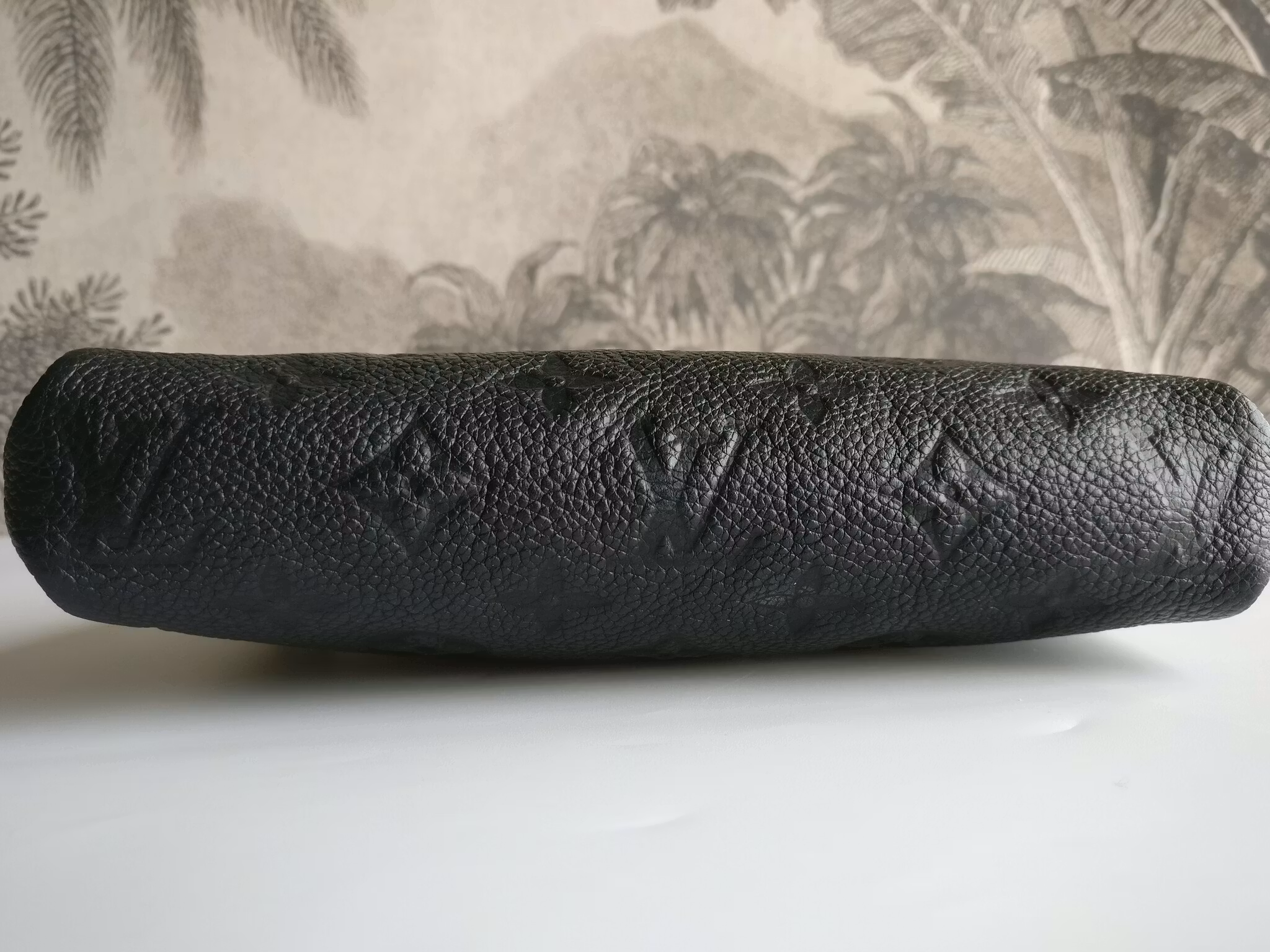 Louis Vuitton Pochette Pallas Uniformes crossbody