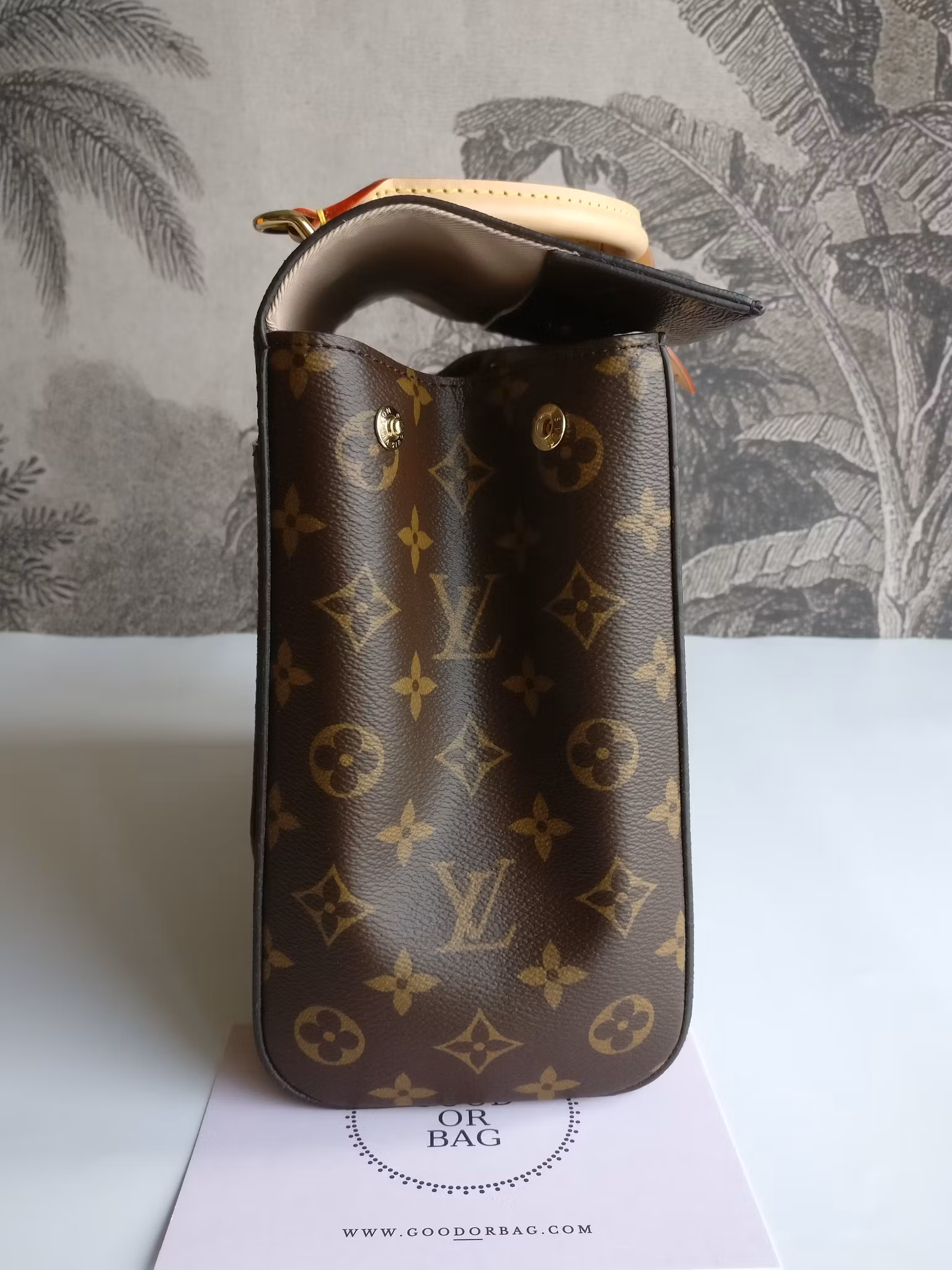 Louis Vuitton Cluny MM
