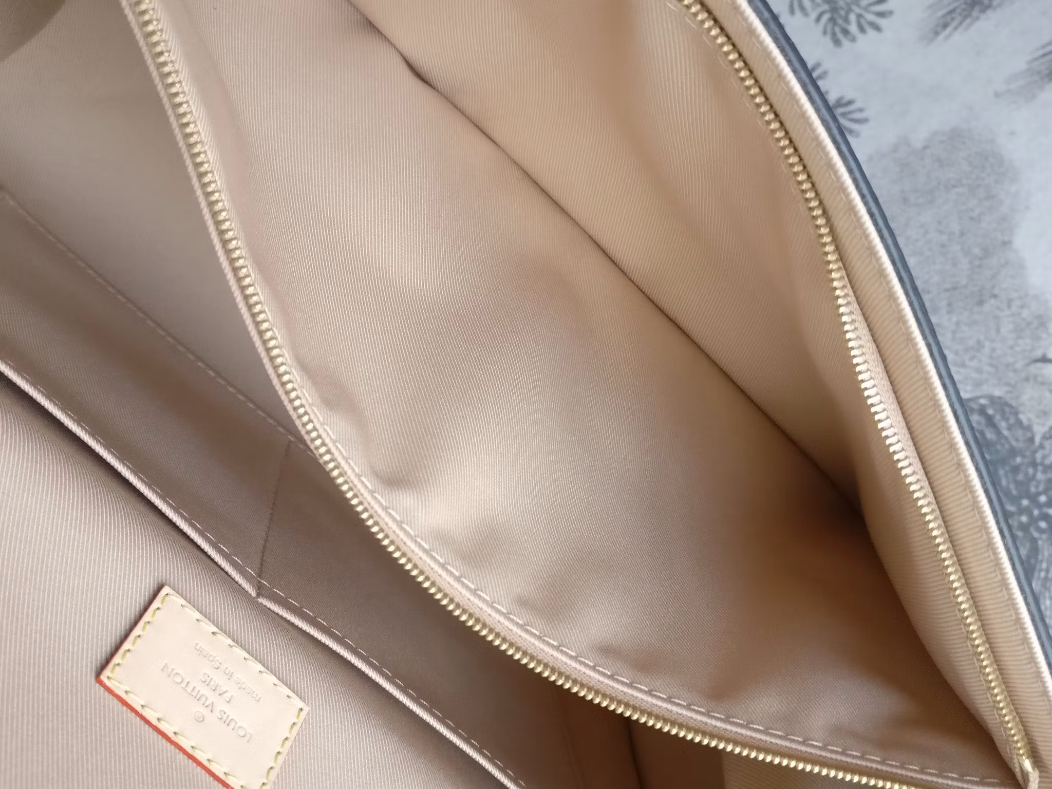 Louis Vuitton Cluny MM