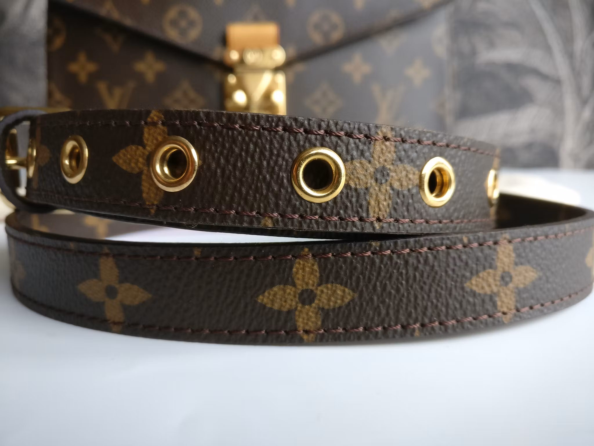 Louis Vuitton Pochette Metis