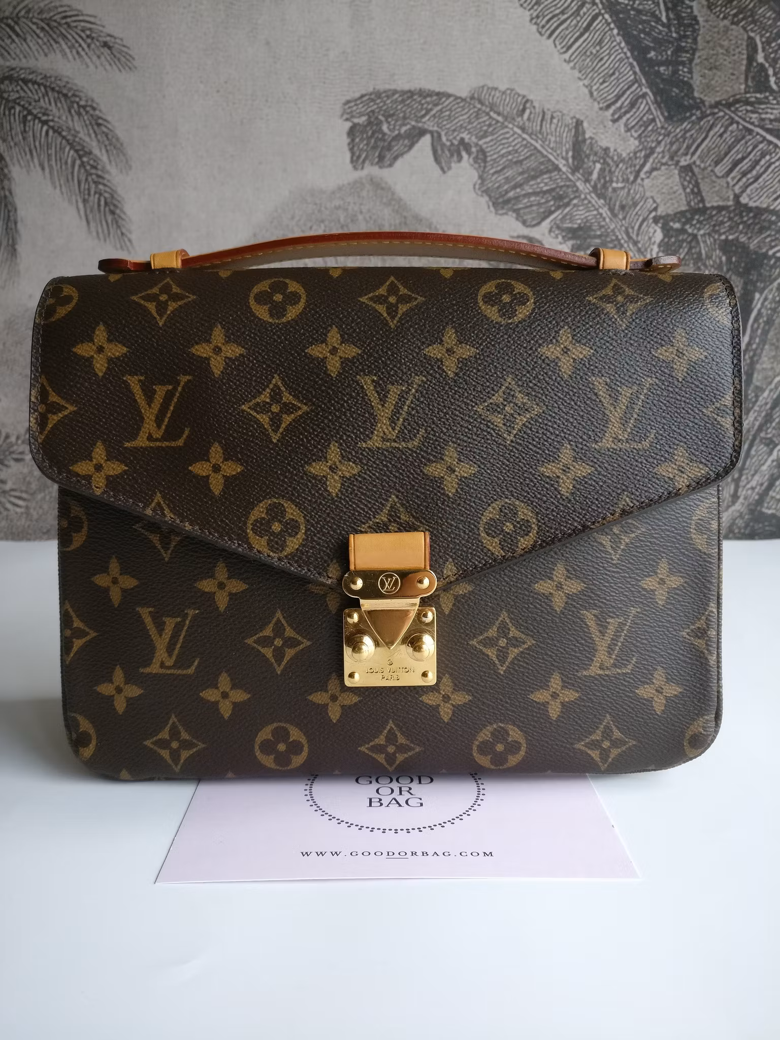 Louis Vuitton Pochette Metis
