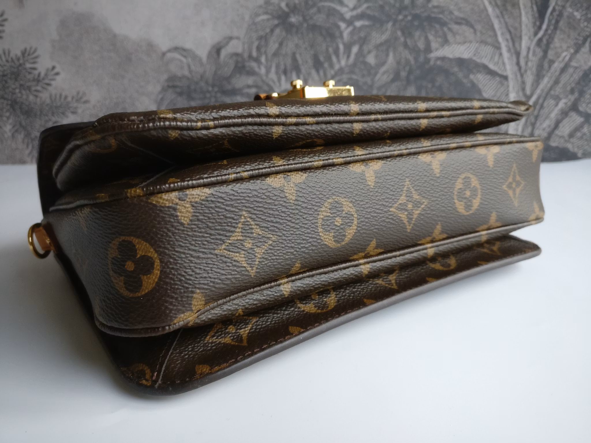 Louis Vuitton Pochette Metis