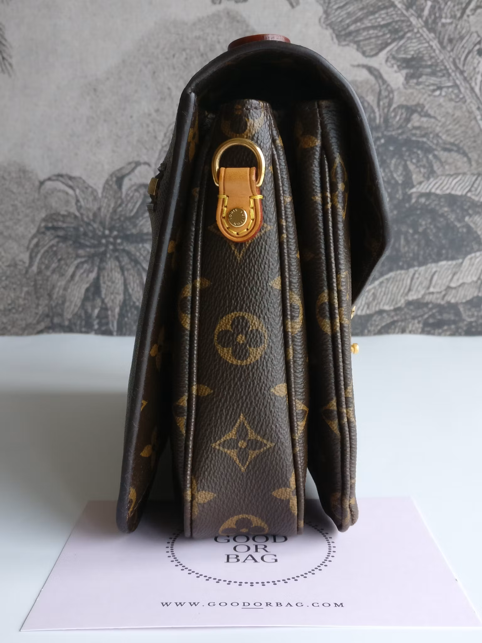 Louis Vuitton Pochette Metis