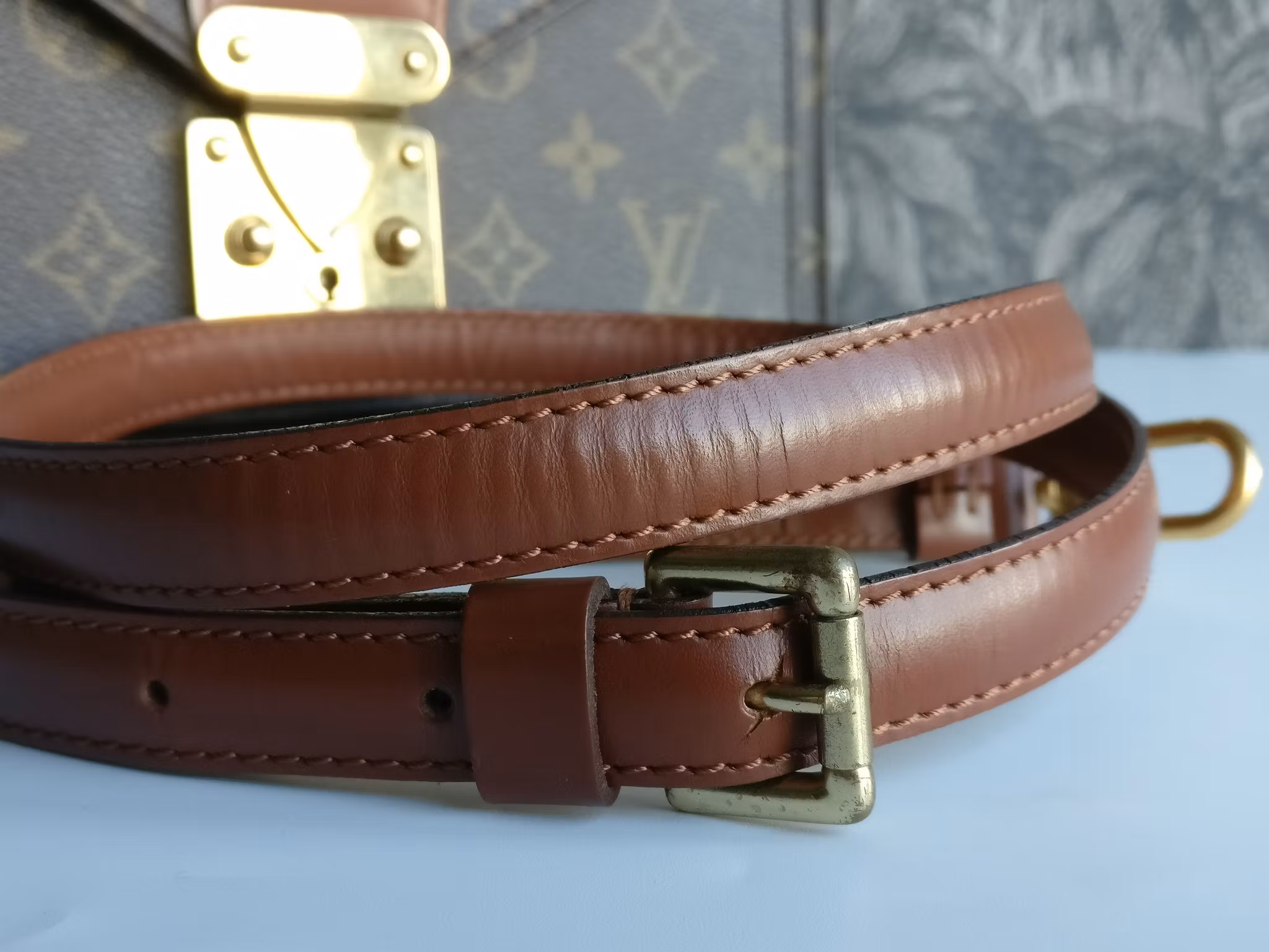 Louis Vuitton Monceau 26