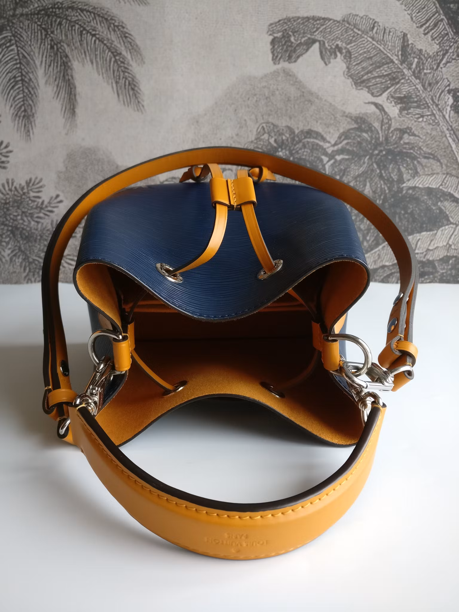 Louis Vuitton NéoNoé BB Indigo Safran