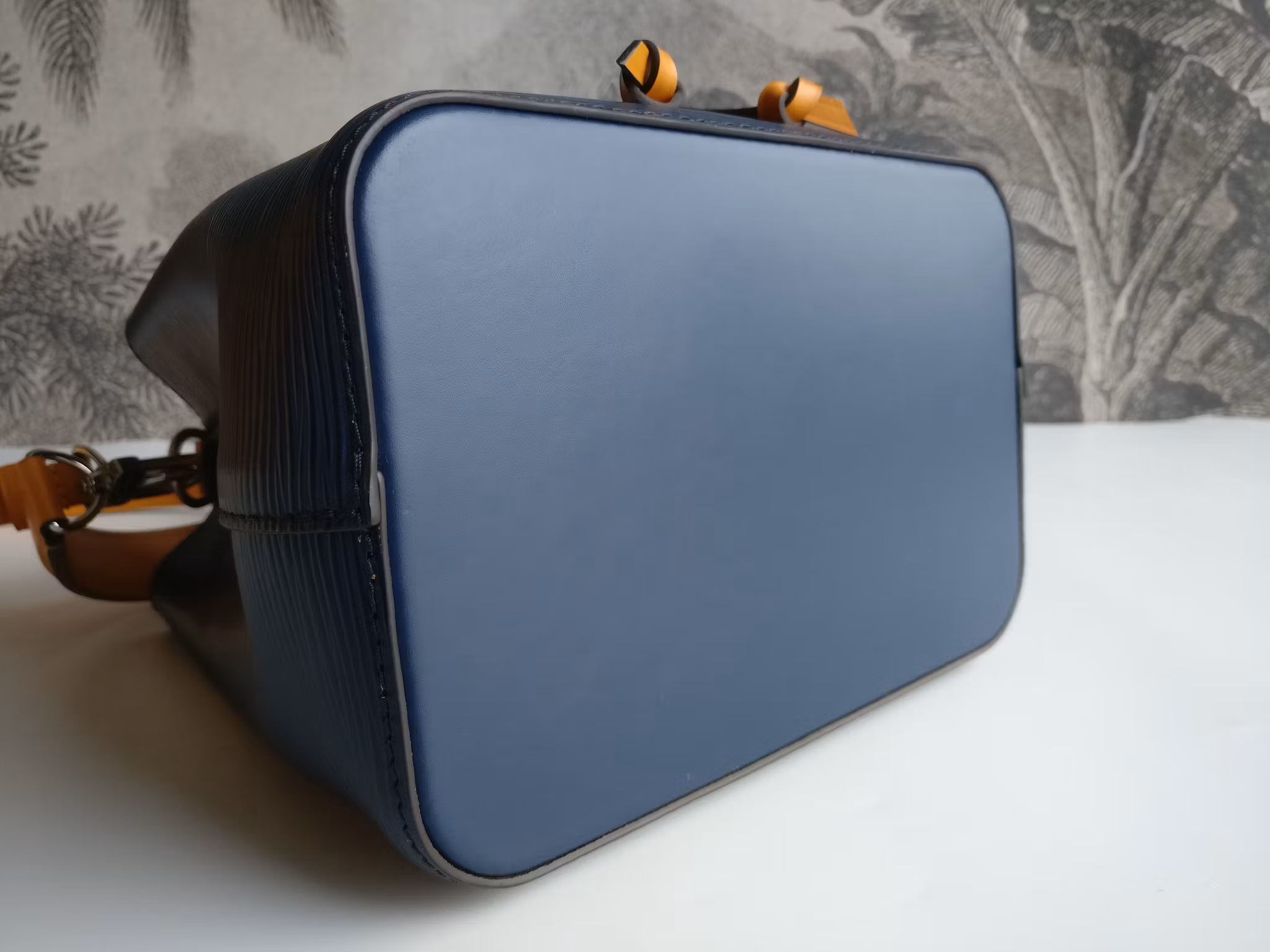 Louis Vuitton NéoNoé BB Indigo Safran