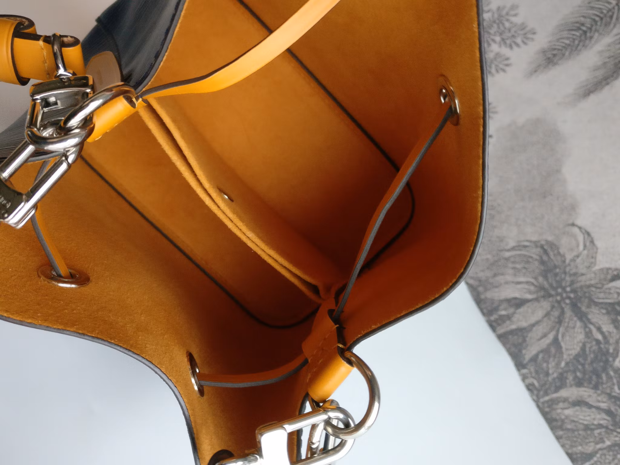 Louis Vuitton NéoNoé BB Indigo Safran