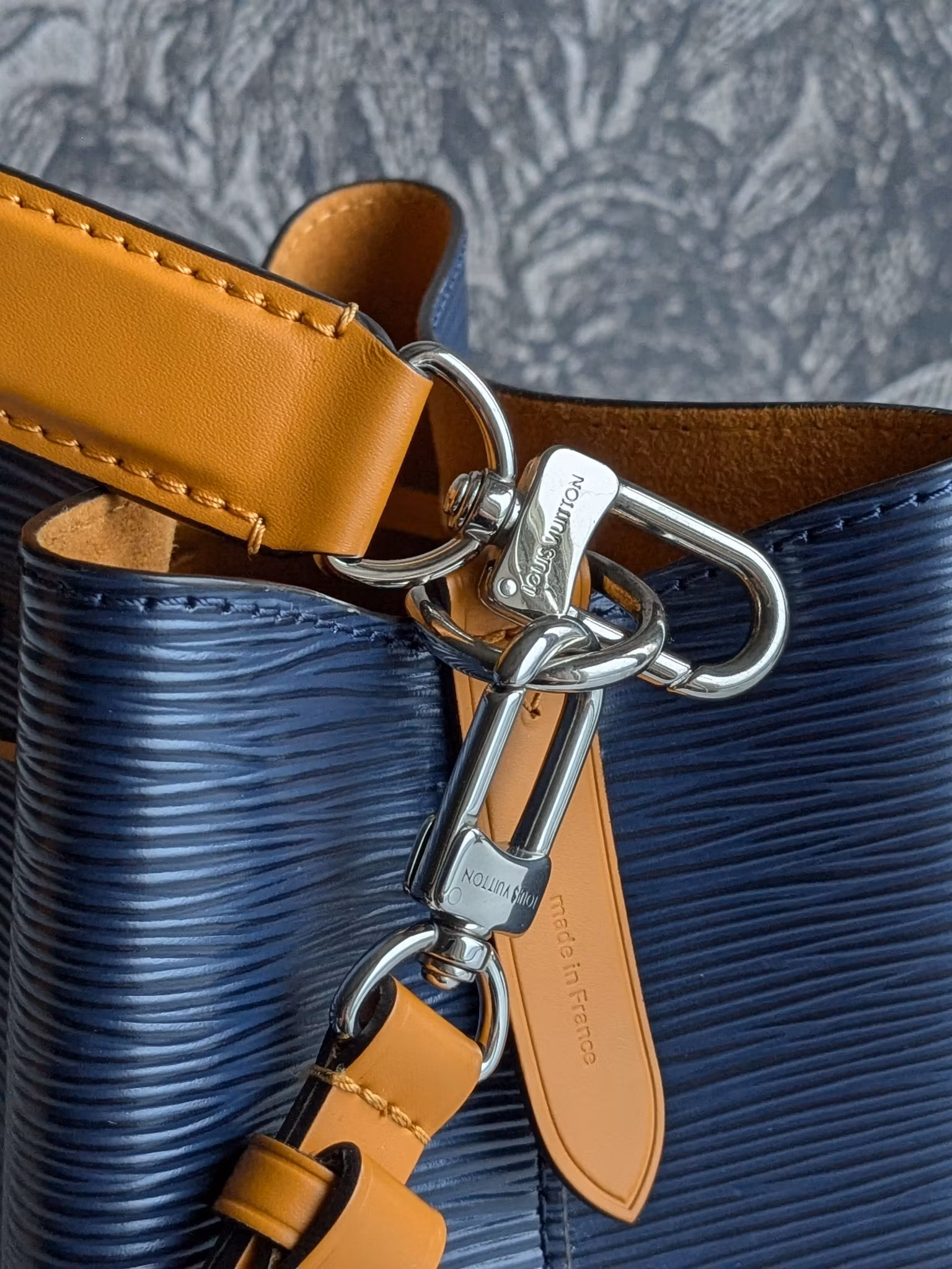 Louis Vuitton NéoNoé BB Indigo Safran