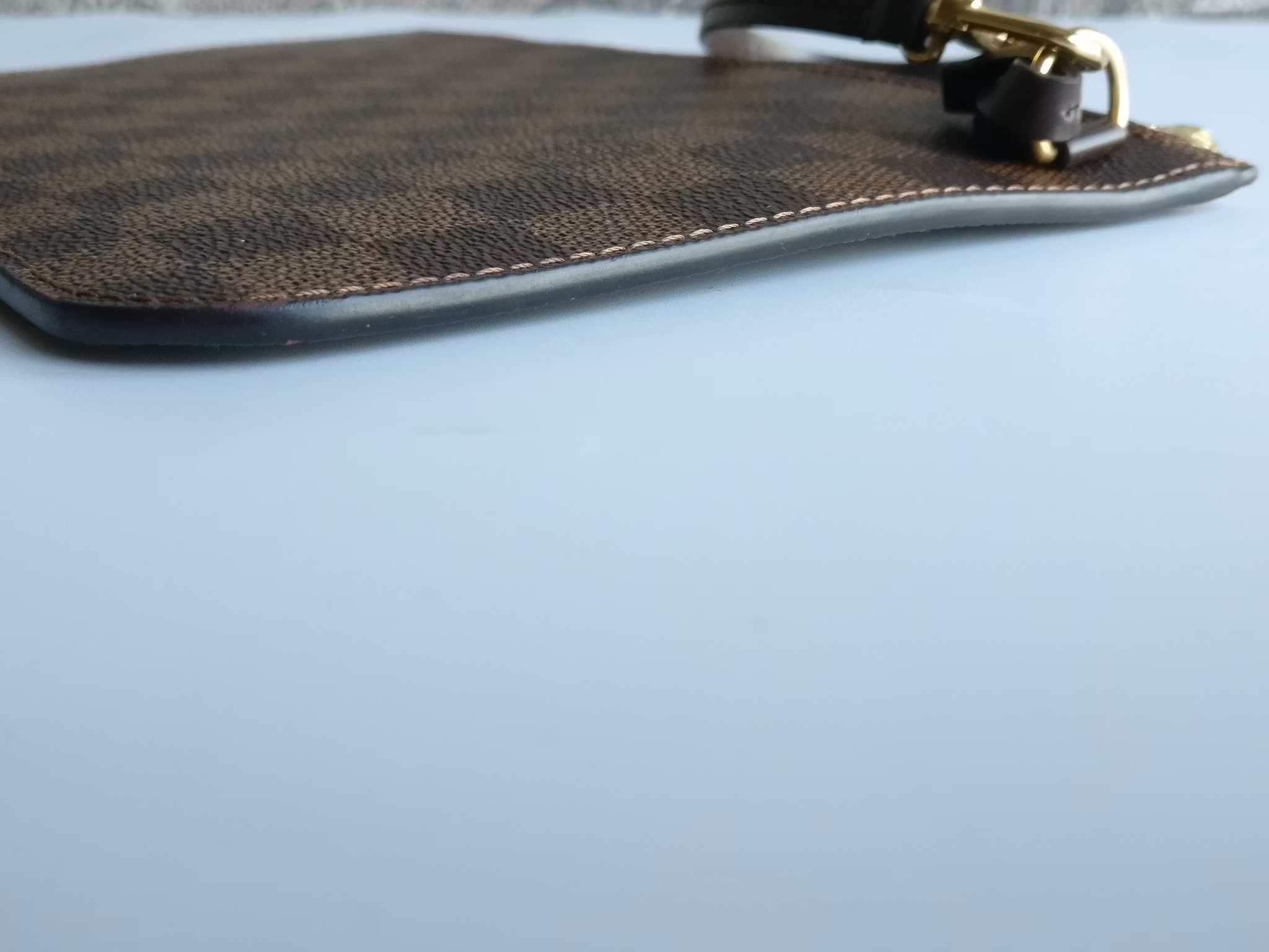 Louis Vuitton Neverfull MM Pochette