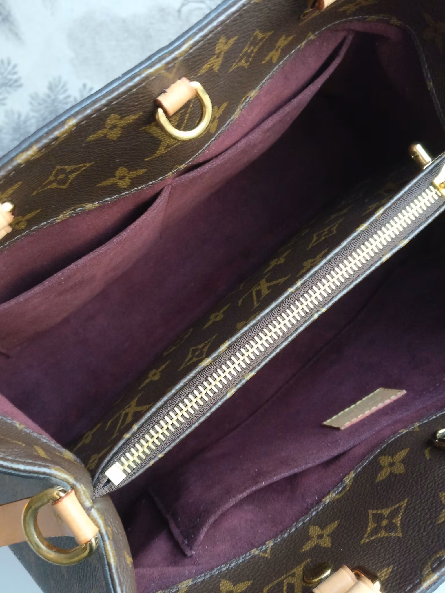 Louis Vuitton Montaigne MM