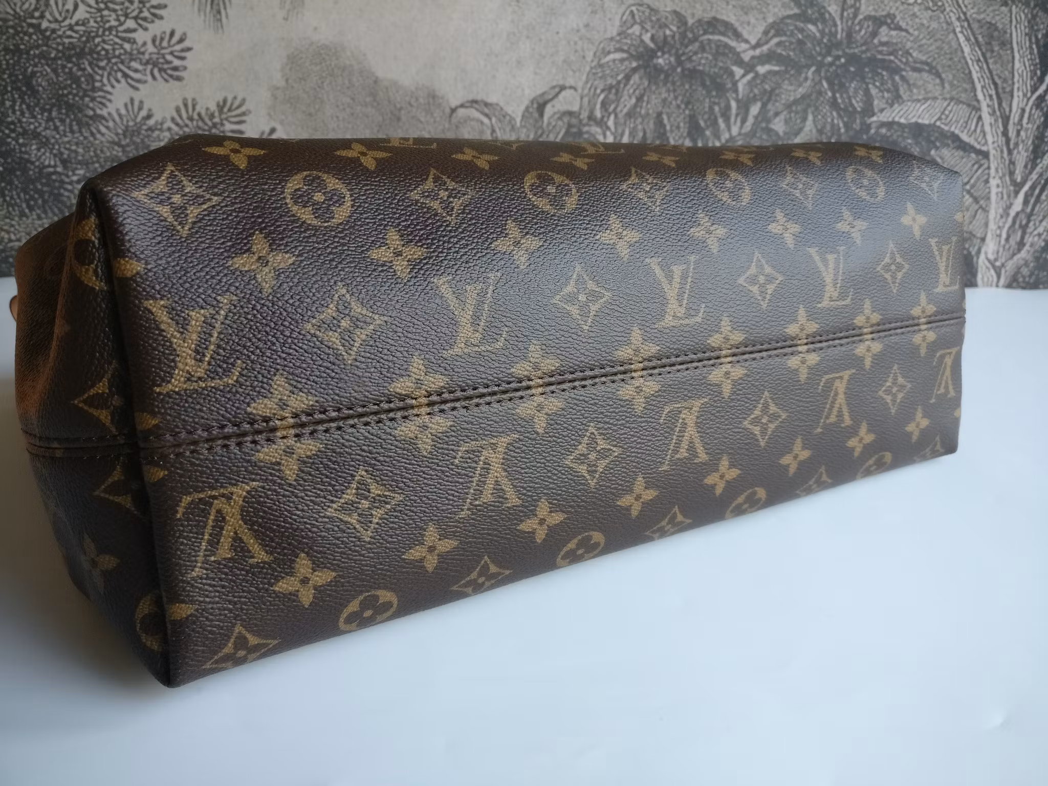 Louis Vuitton Graceful MM