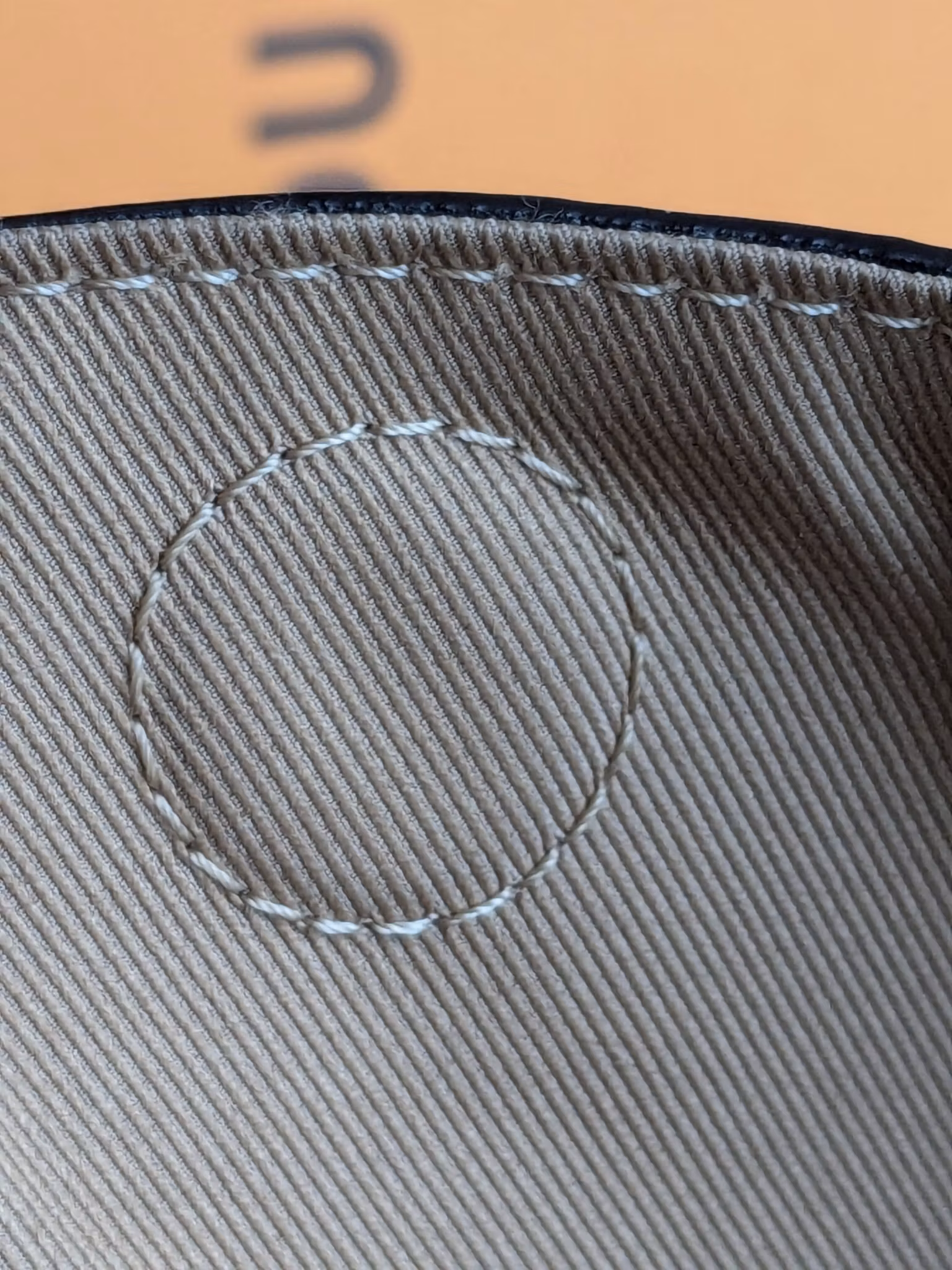 Louis Vuitton Graceful MM