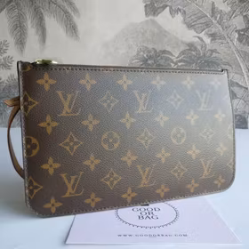 Louis Vuitton Neverfull MM pochette
