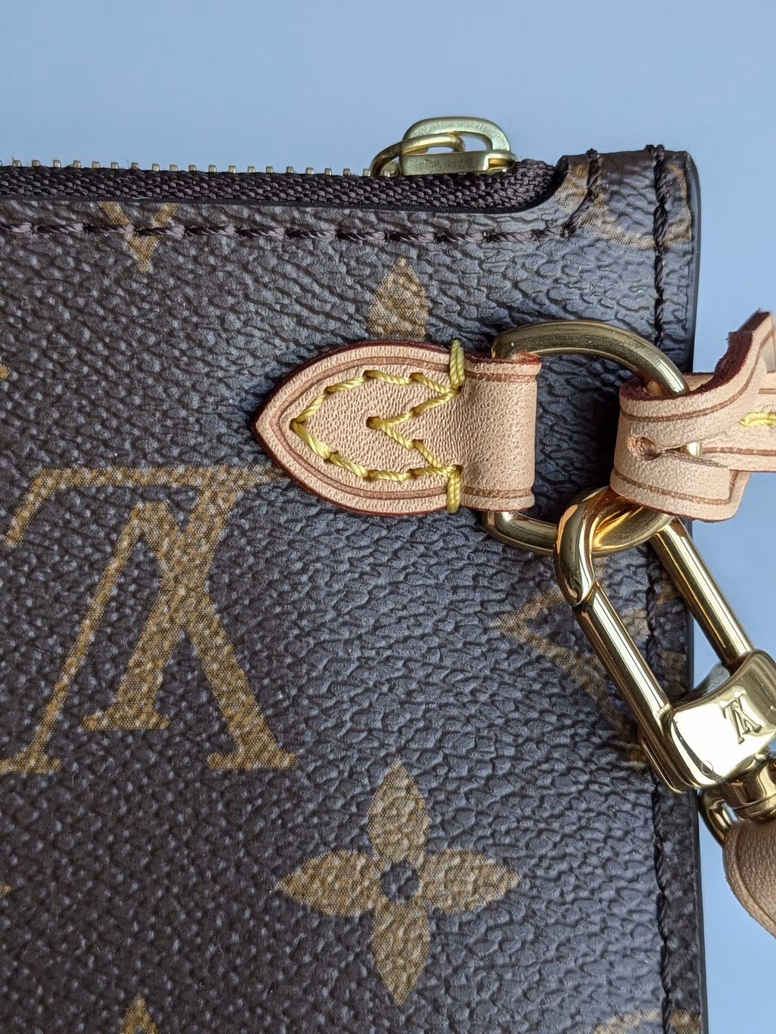 Louis Vuitton Neverfull MM pochette