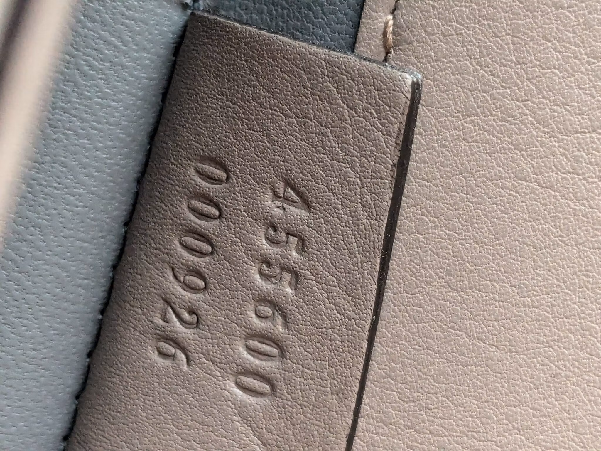 Gucci calfskin Pearly GG Marmont Clutch